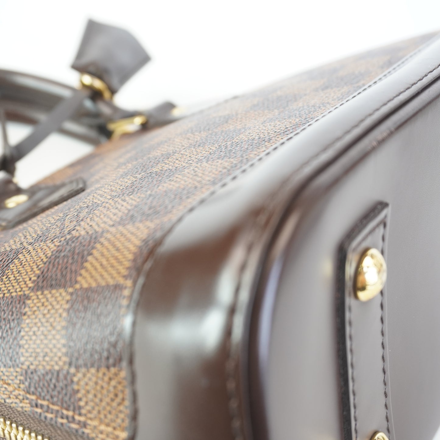 Louis Vuitton	Alma BB Damier Ebene Canvas GHW