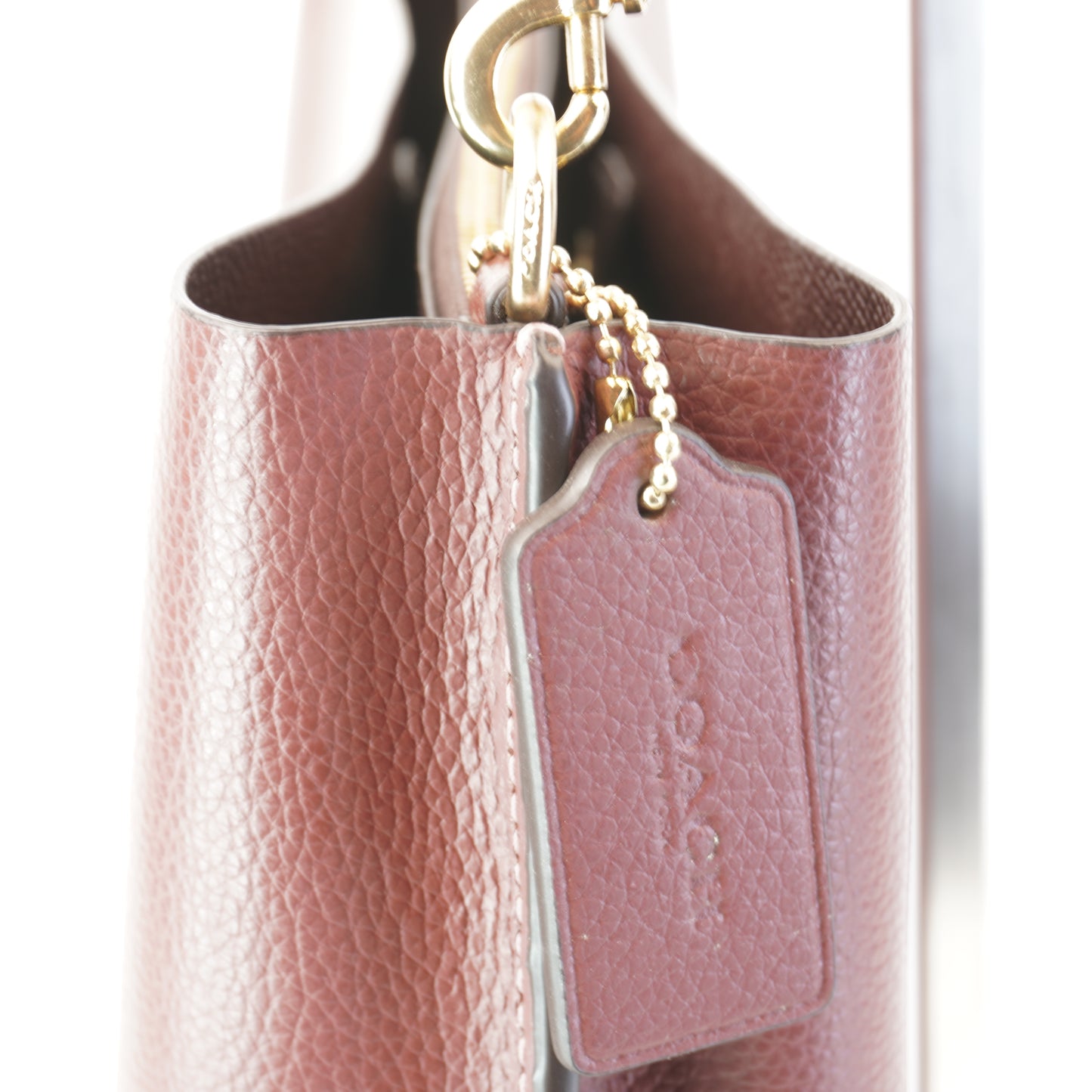 Coach Slim bucket maroon bag