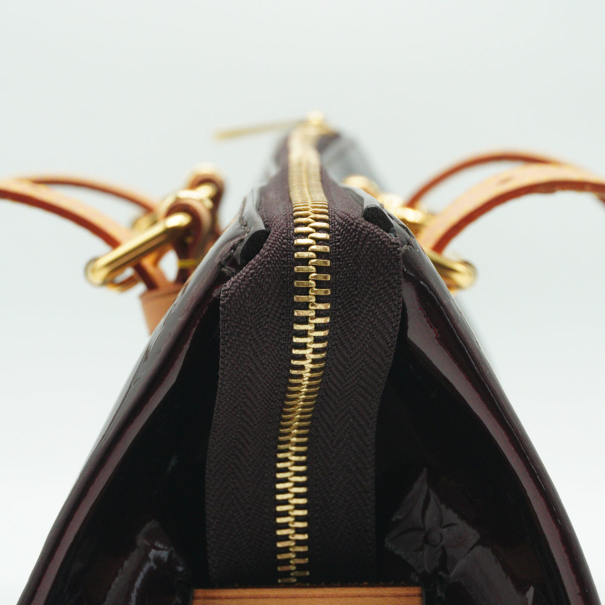 Louis Vuitton Monogram Venis Medium GHW