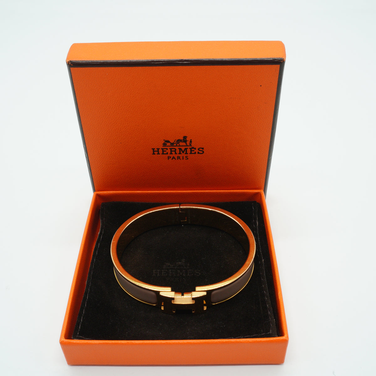 Hermes	Clic H Bracelet  Gold/Beige
