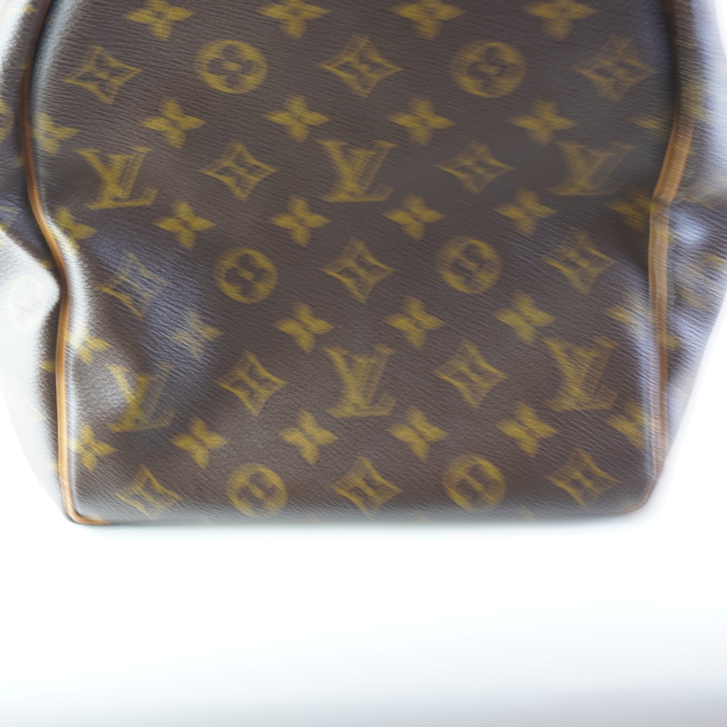 Louis Vuitton	Keepall