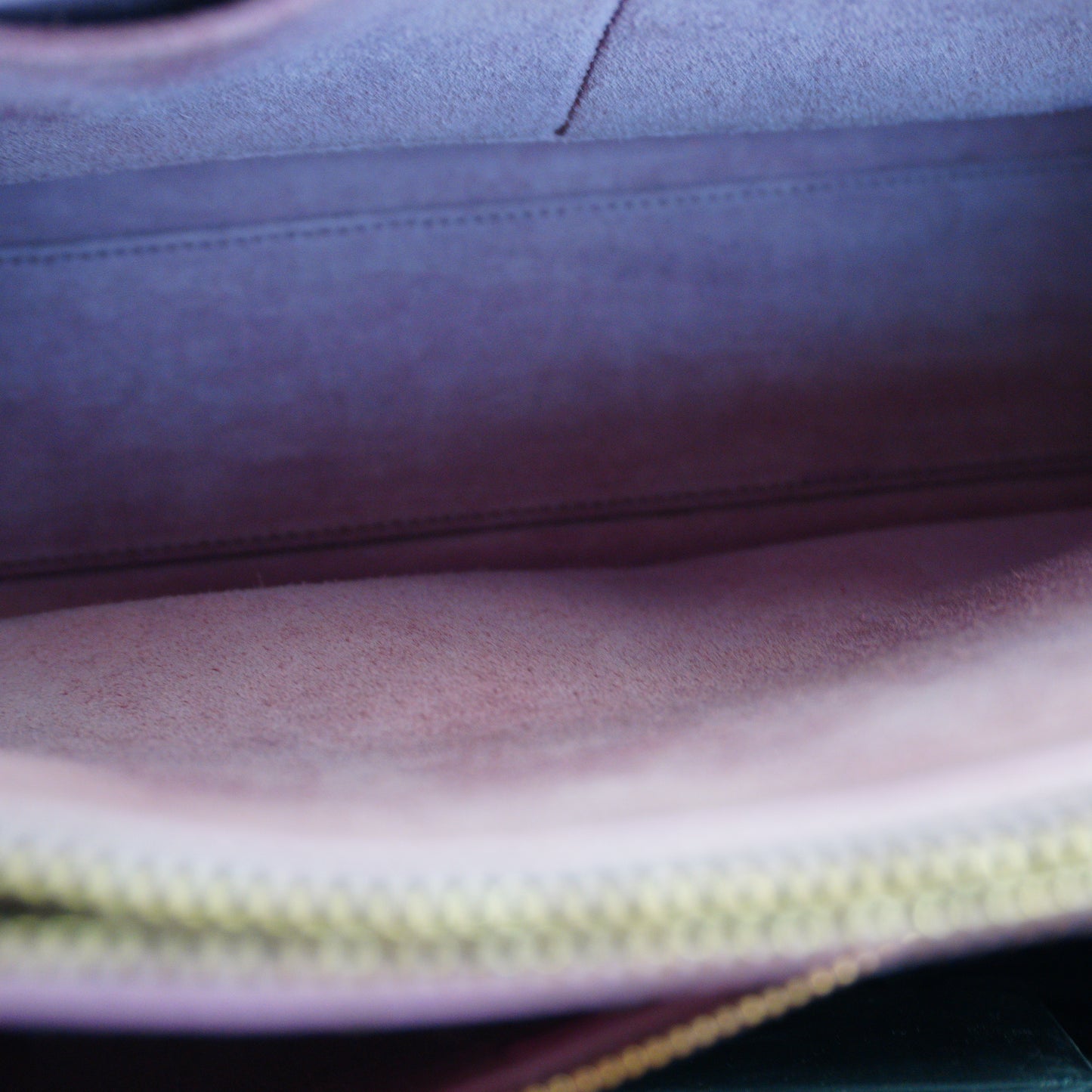 YSL	Sac De Jour Pink GHW Medium