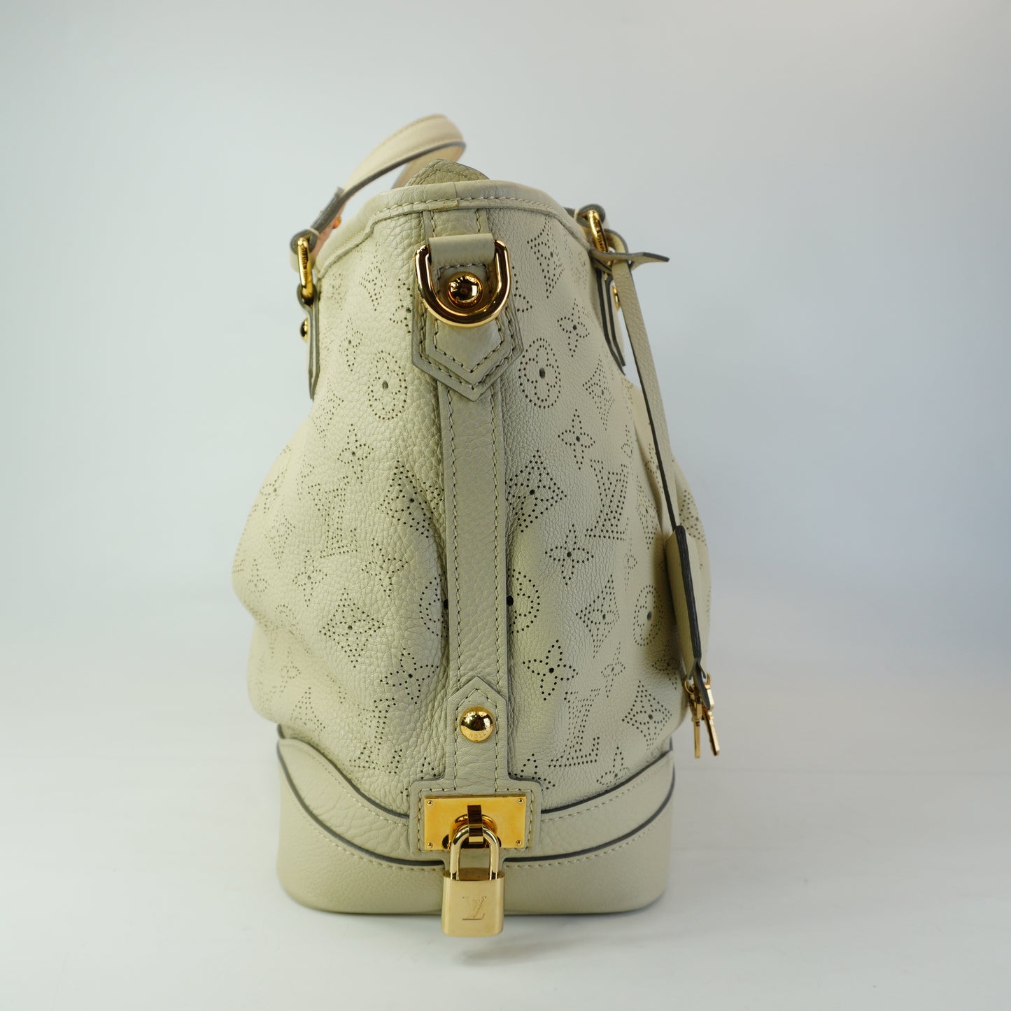 Louis Vuitton	Mono Mahina Stellar White MediumGHW