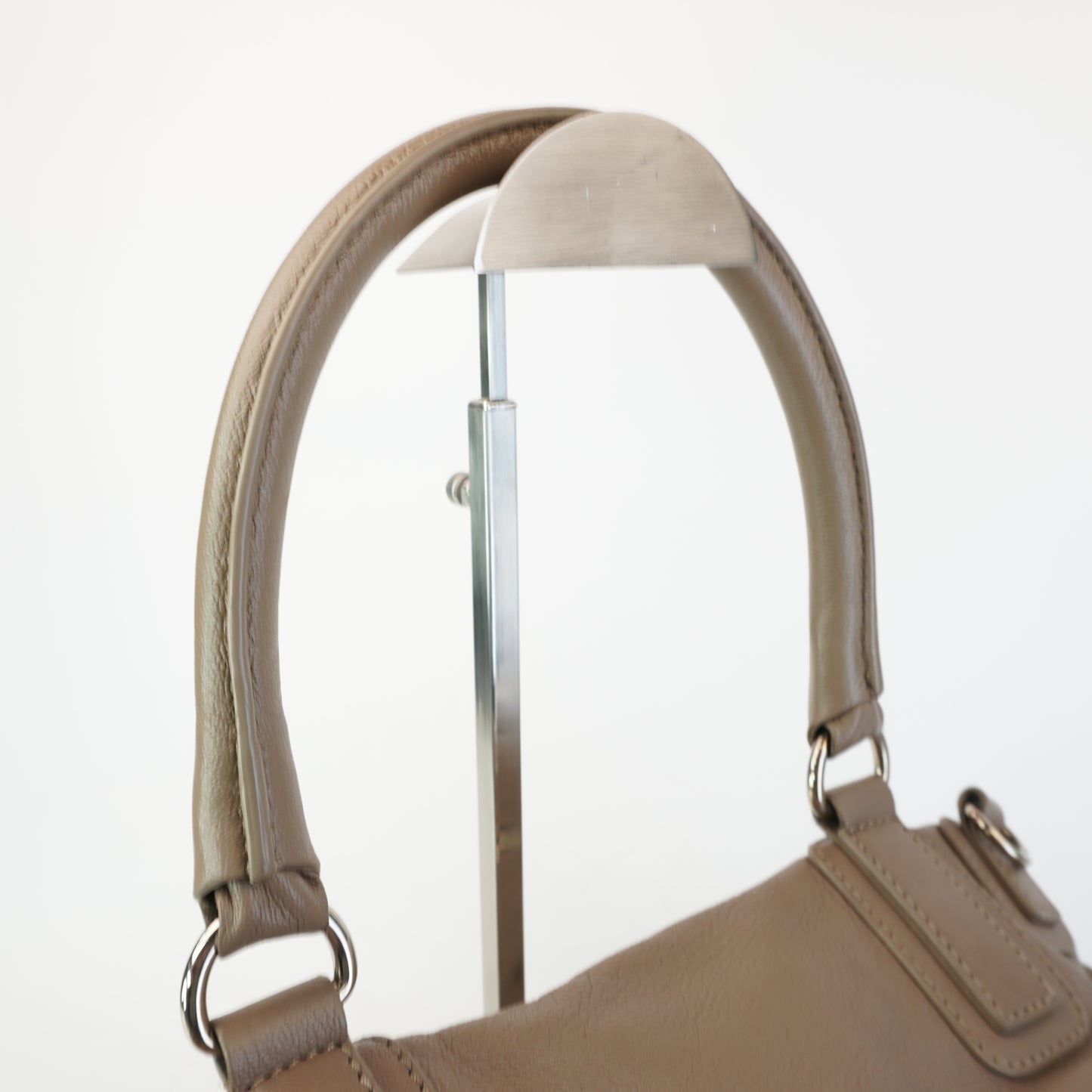Givenchy Pandora Medium