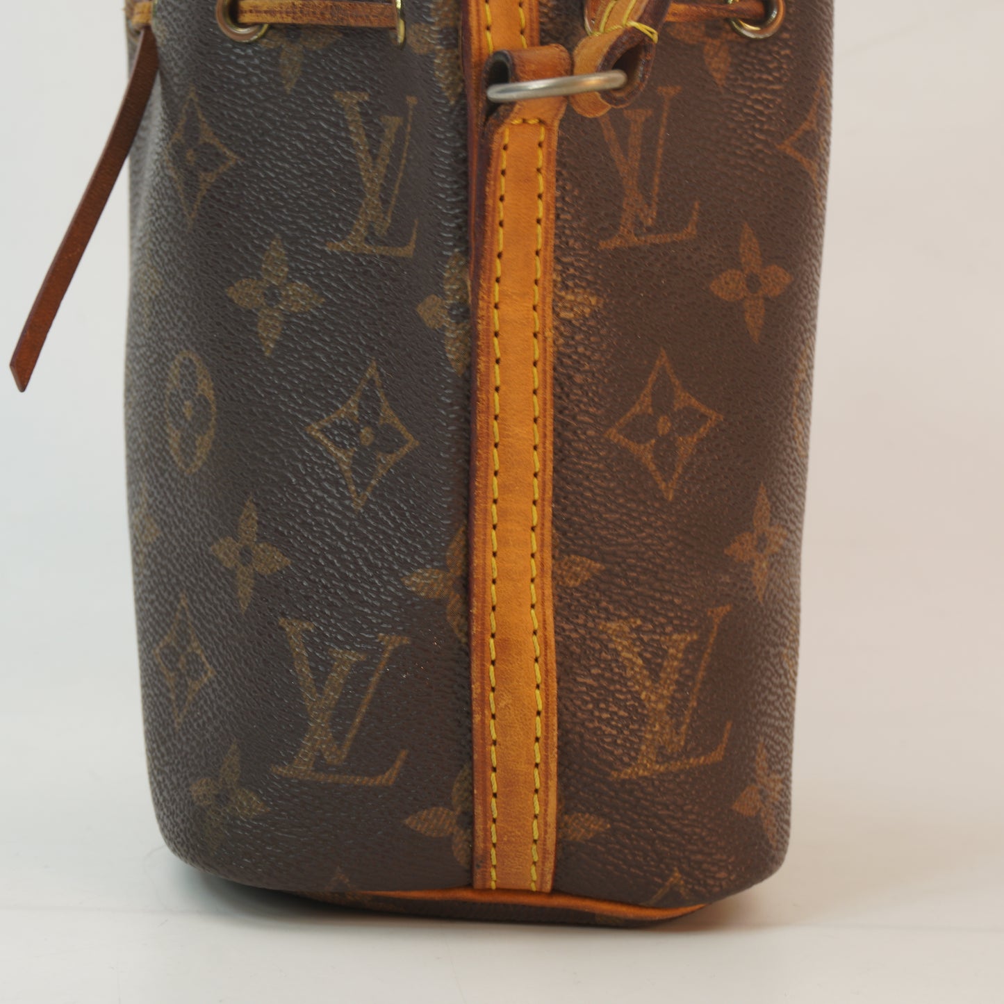 Louis Vuitton	Nono Noe GHW