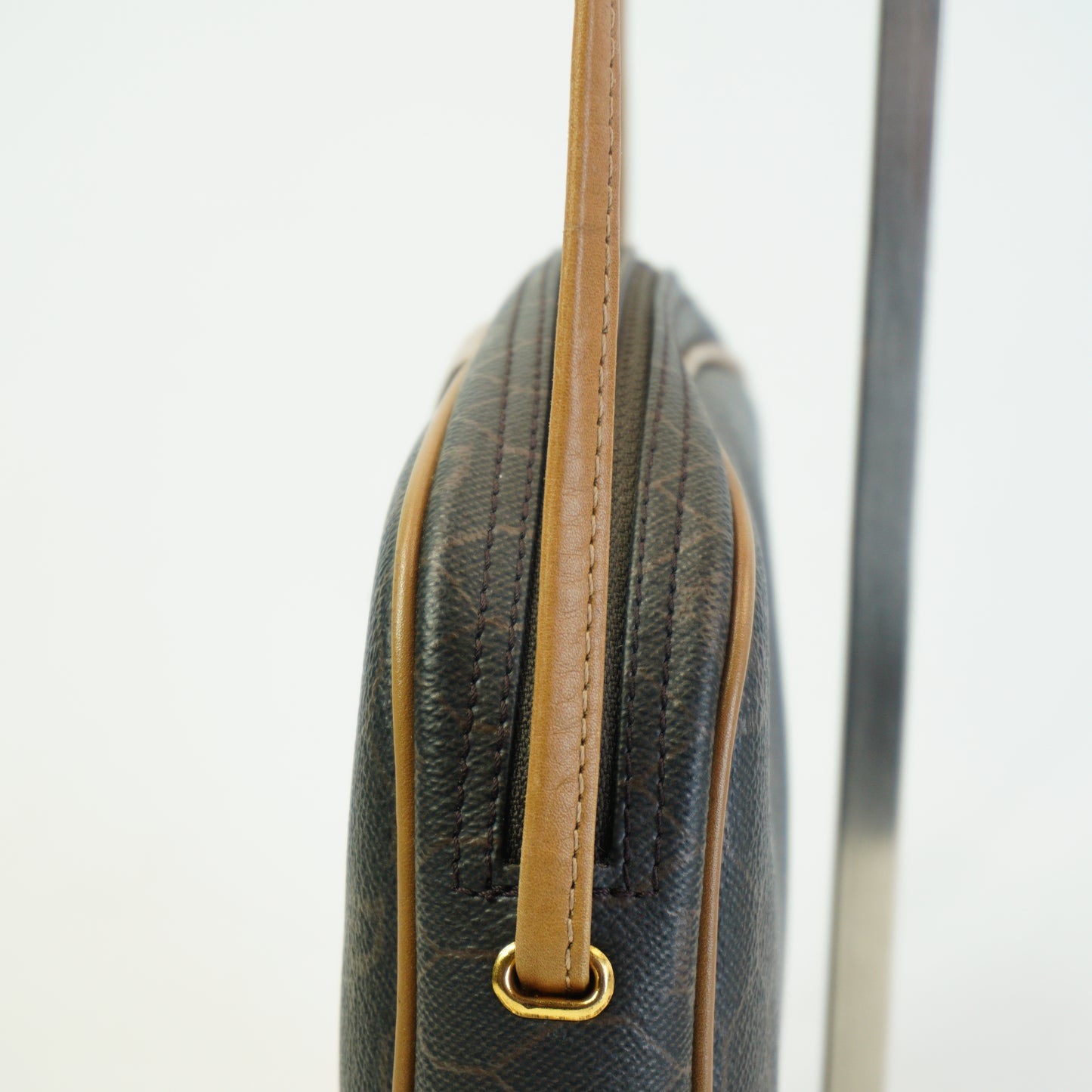 Dior	Honeycomb crossbody bag Black/brown Small GHW
