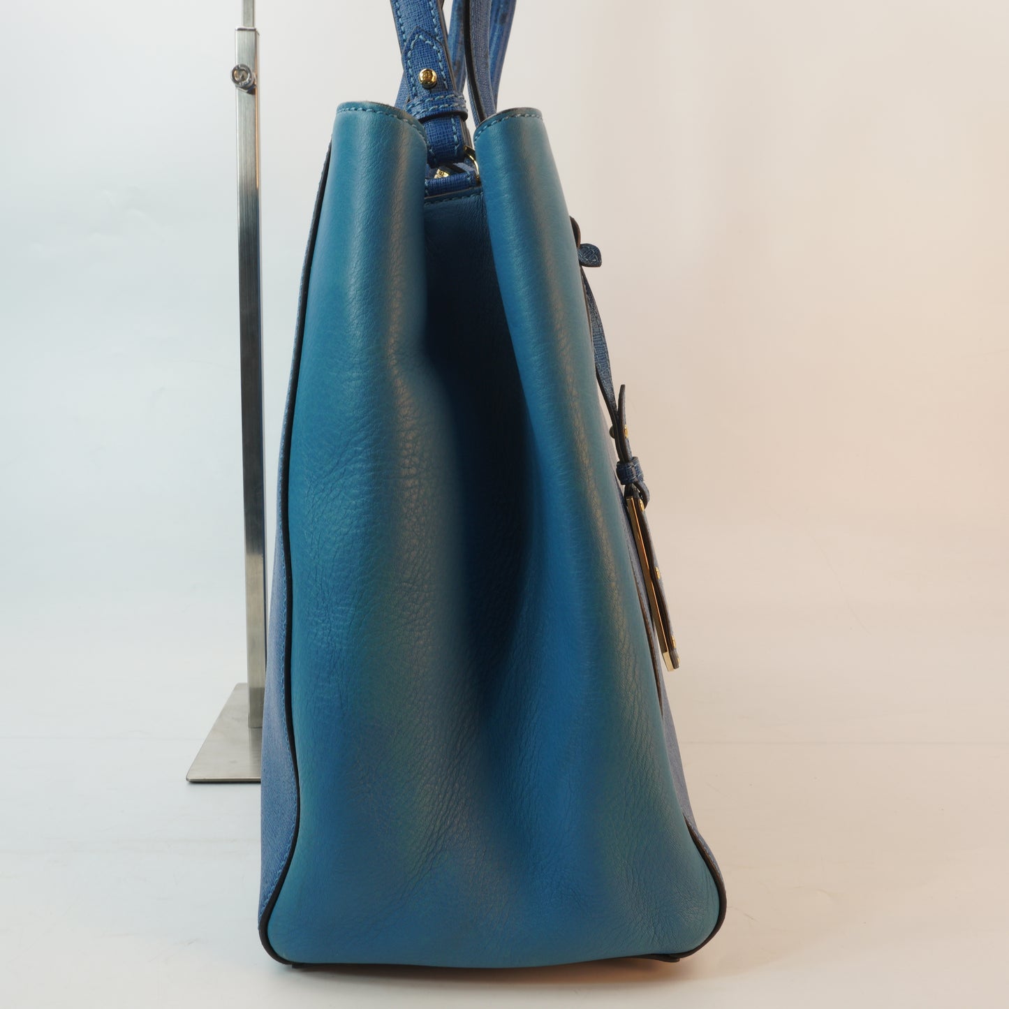 Fendi Vitello Elite 2 Jours Tote GHW Medium