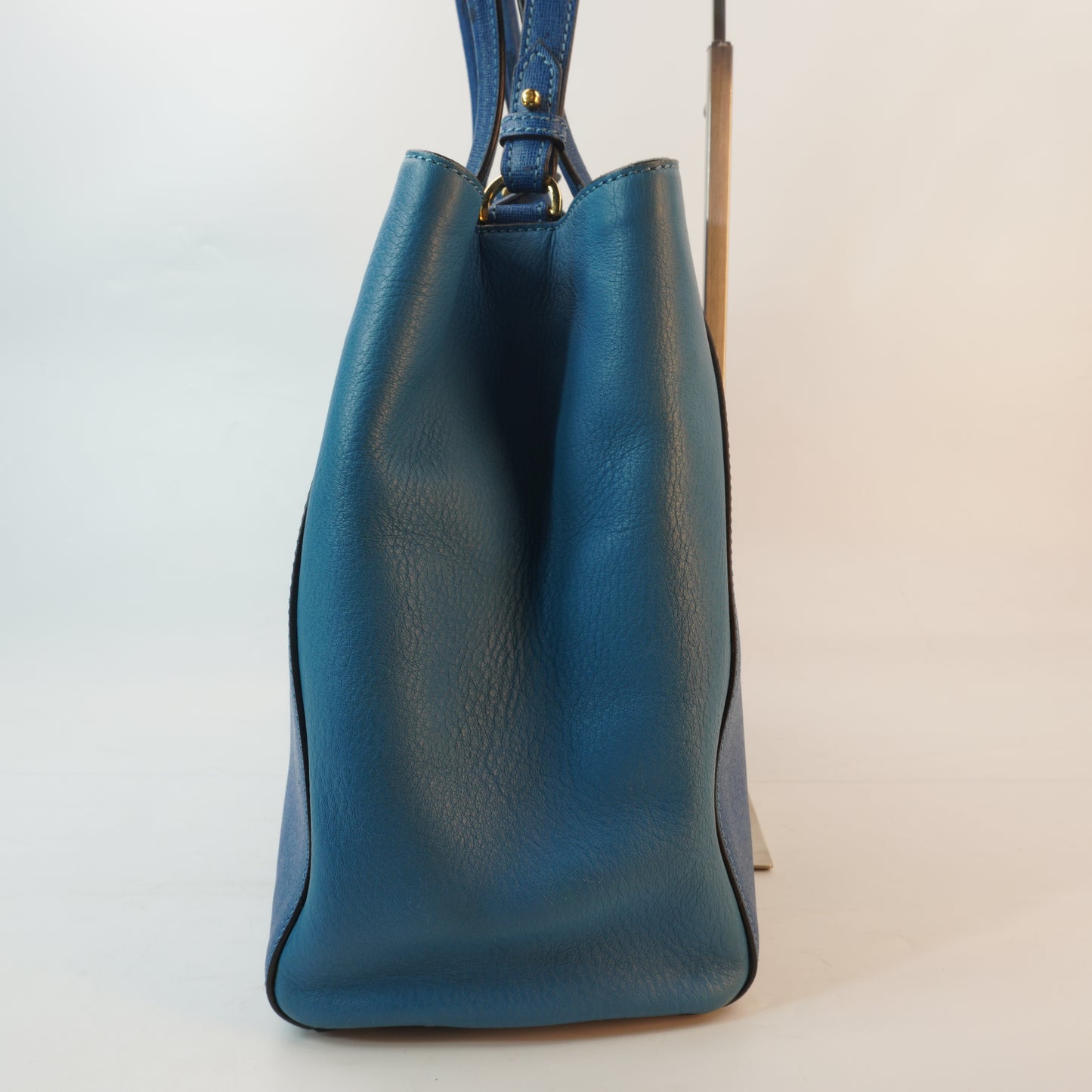 Fendi Vitello Elite 2 Jours Tote GHW Medium