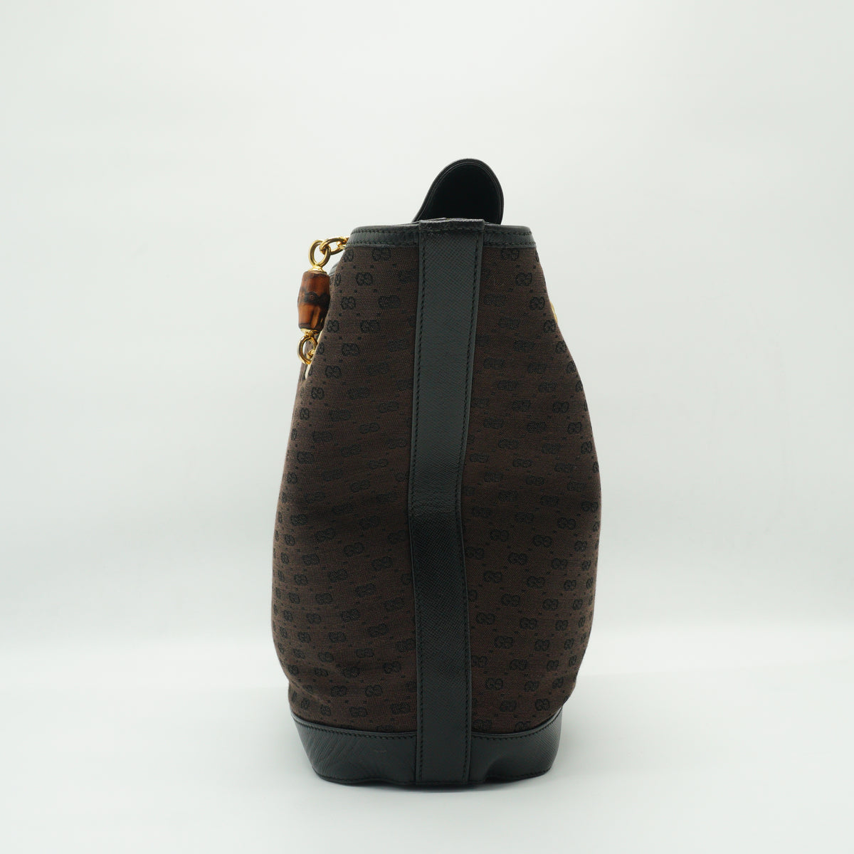 Gucci	Micro GG Supreme Bucket Bag Brown GHW