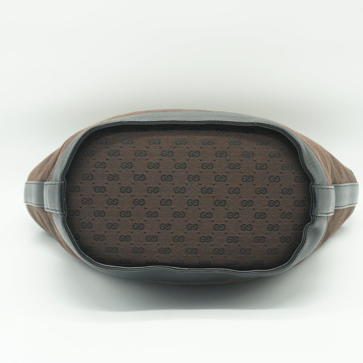 Gucci	Micro GG Supreme Bucket Bag Brown GHW