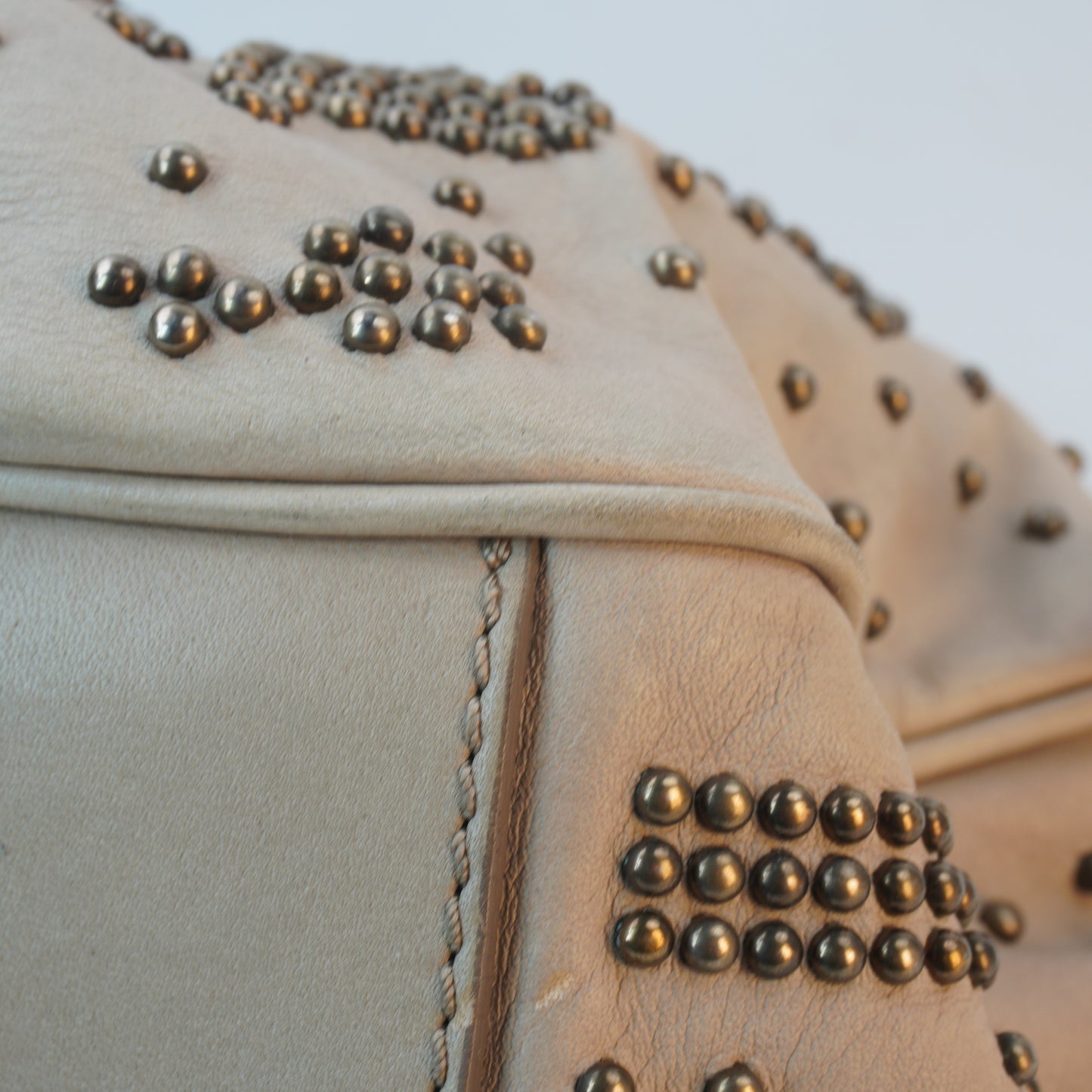 Burberry	Off-White Leather Hobo Bag GHW Small