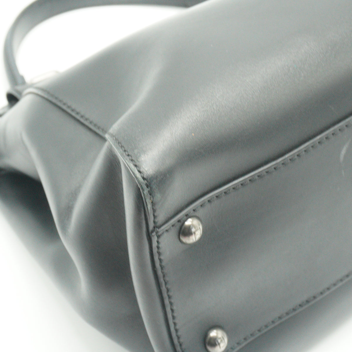 Fendi Peekabo Twist lock Large Premium Calfskin Black GSHW