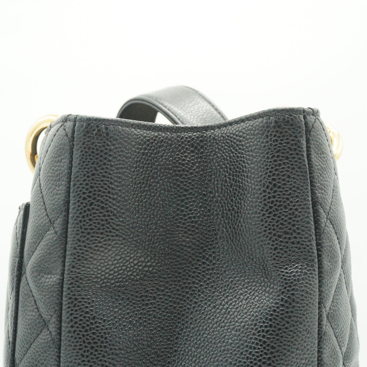 Chanel	Grand Shopping Tote Medium Black GHW