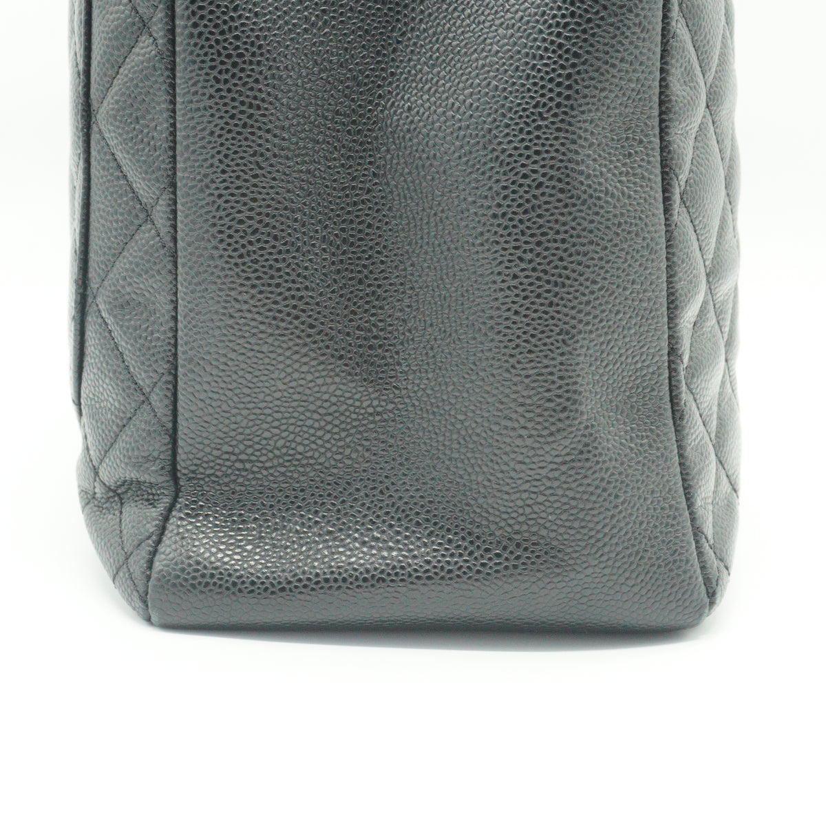 Chanel	Grand Shopping Tote Medium Black GHW
