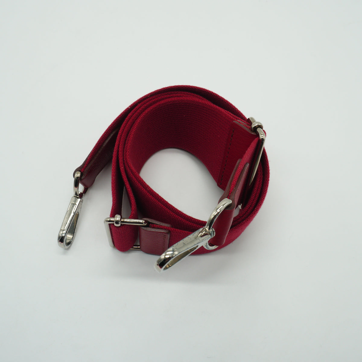 Hermes	Evelyn Red Crossbody Bag Red Medium SHW