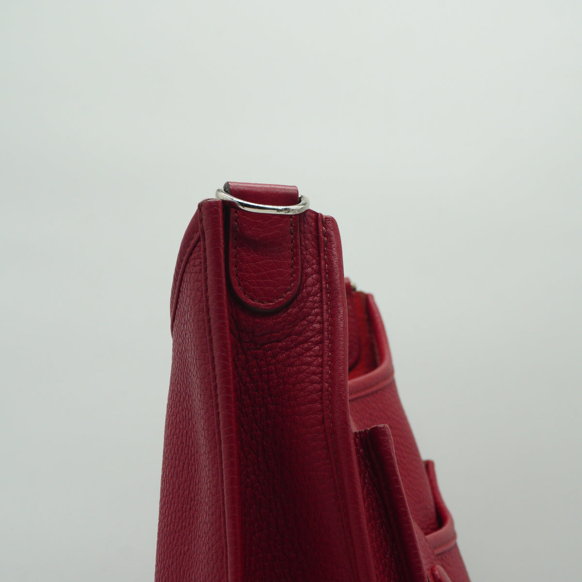 Hermes	Evelyn Red Crossbody Bag Red Medium SHW