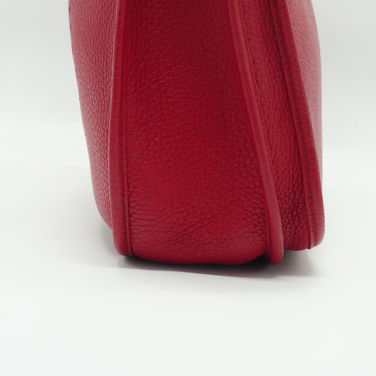 Hermes	Evelyn Red Crossbody Bag Red Medium SHW