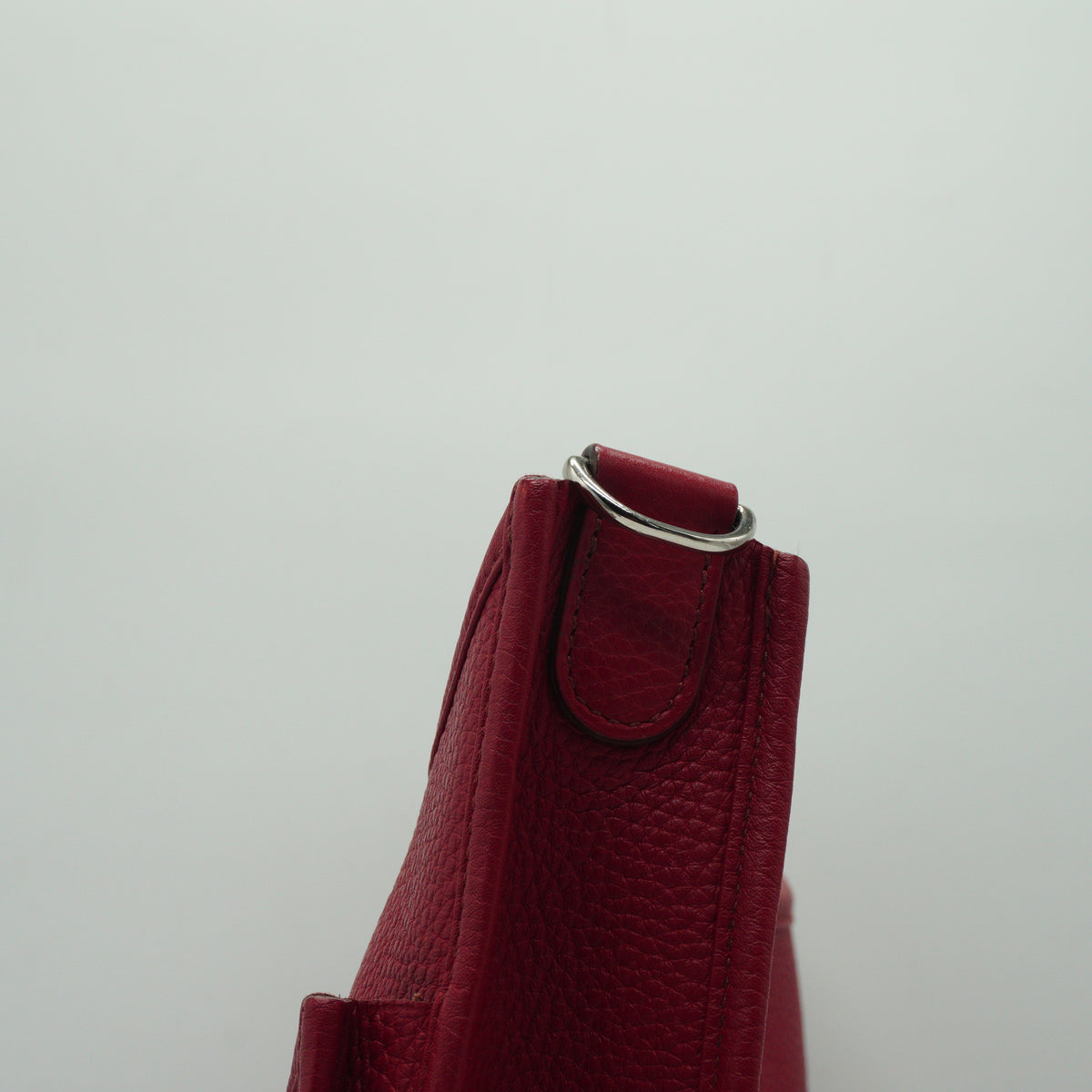 Hermes	Evelyn Red Crossbody Bag Red Medium SHW