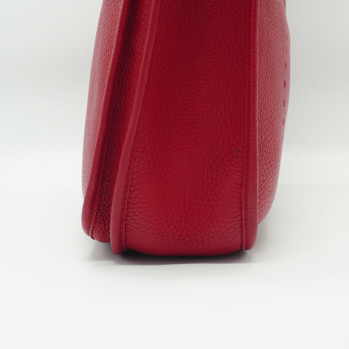 Hermes	Evelyn Red Crossbody Bag Red Medium SHW