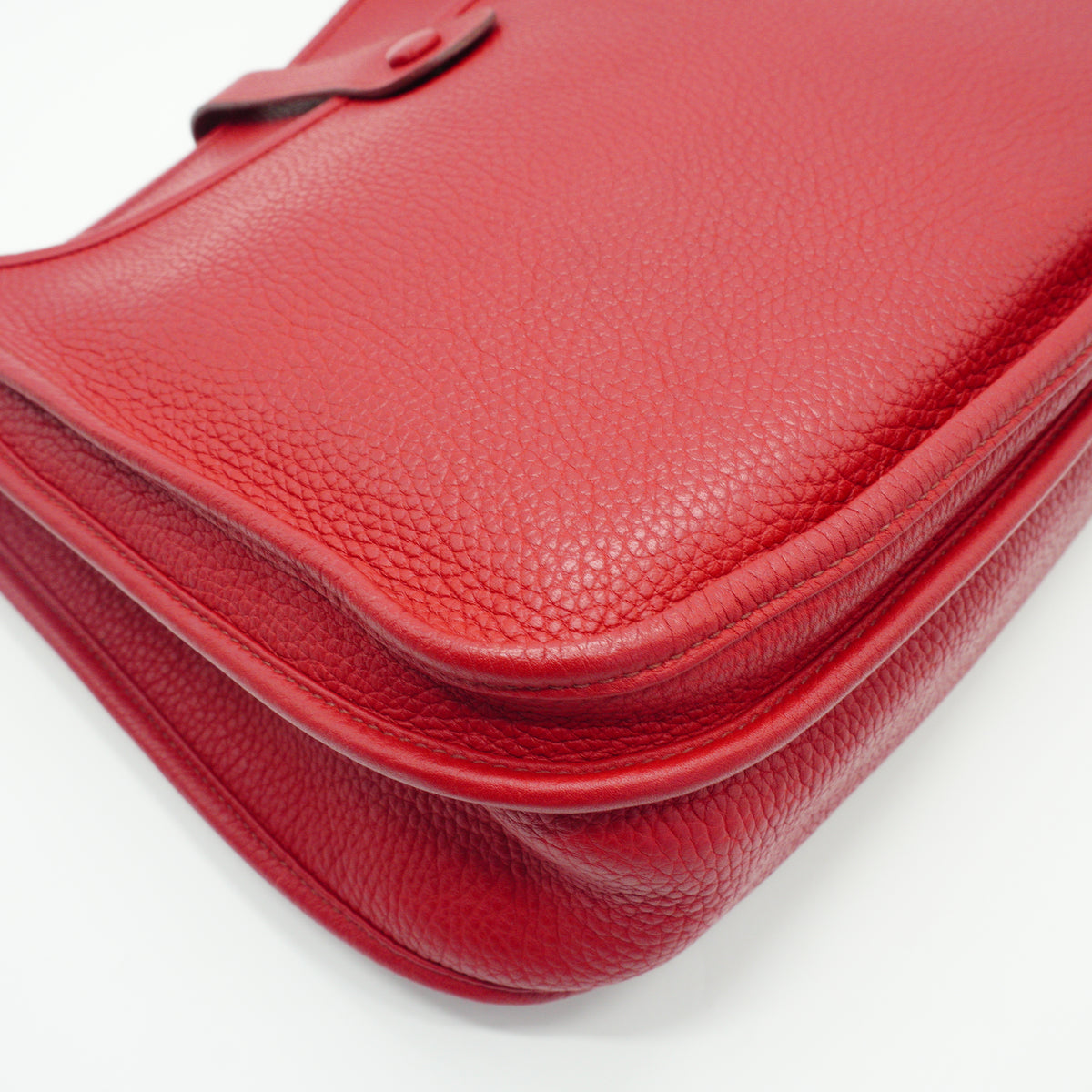 Hermes	Evelyn Red Crossbody Bag Red Medium SHW