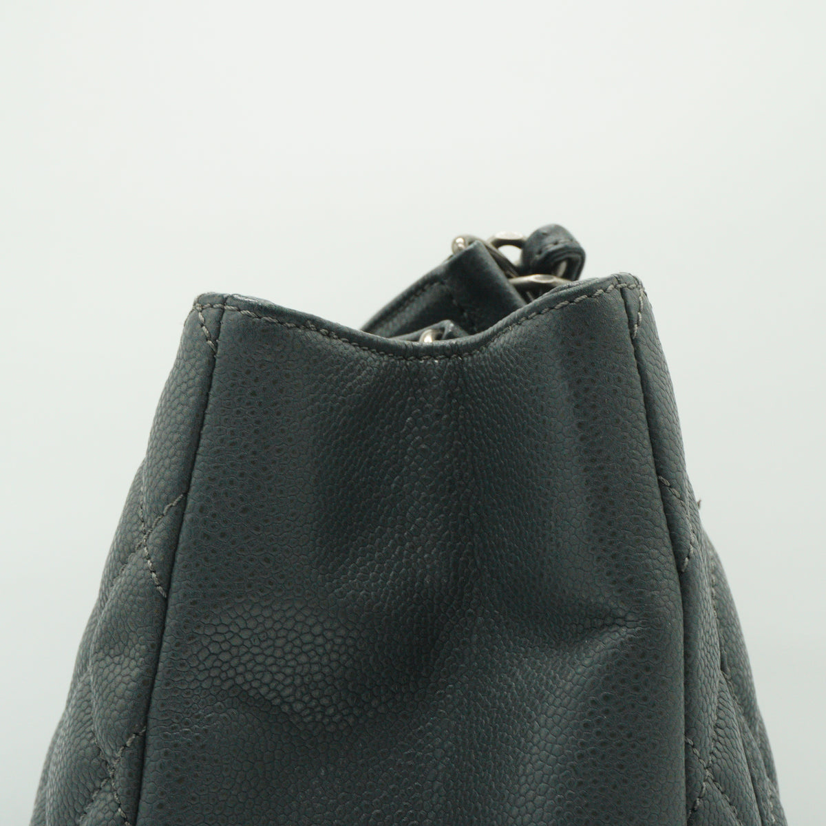 Chanel	GST Gray Tote Bag SHW