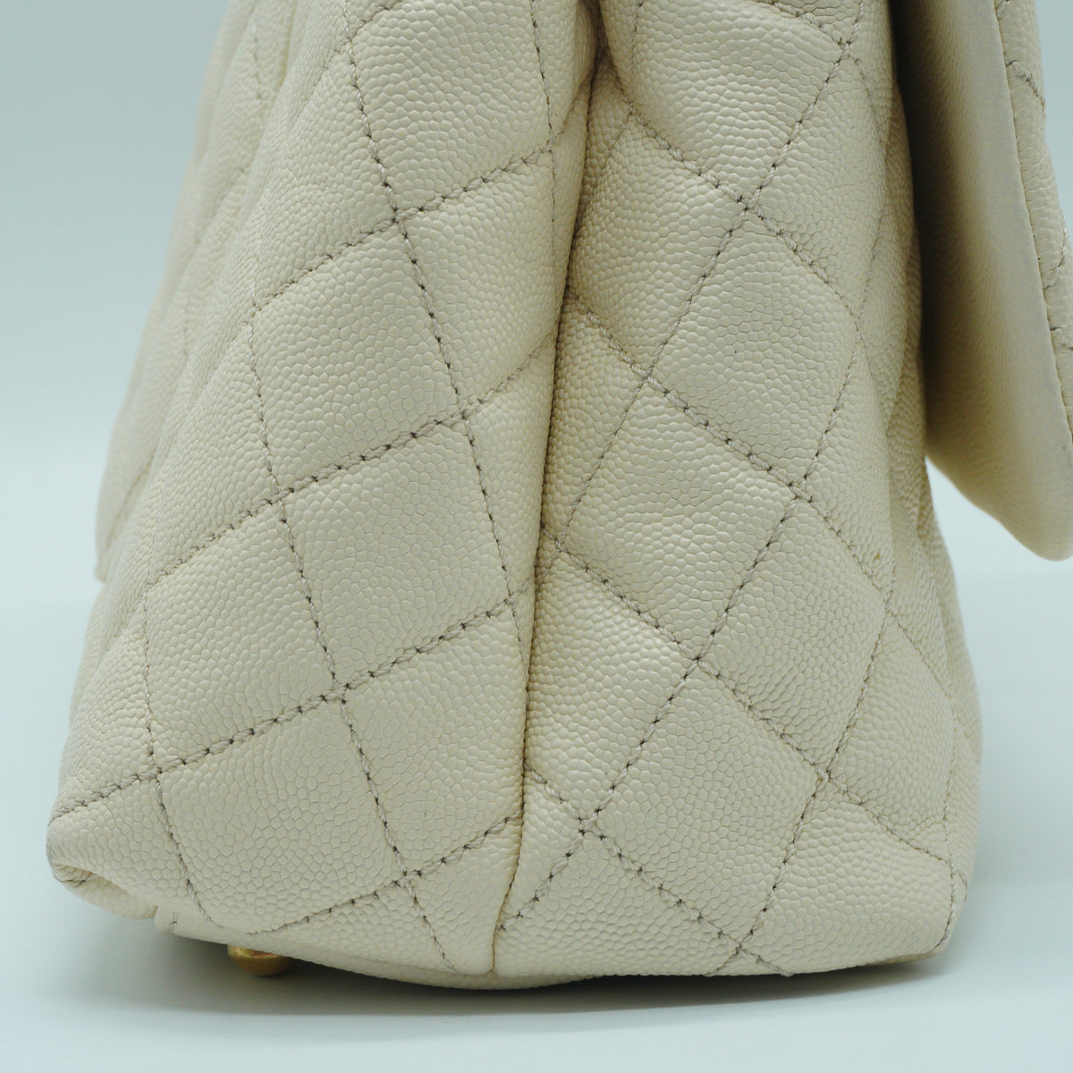 Chanel Coco Handle Flap Bag Medium GHW
