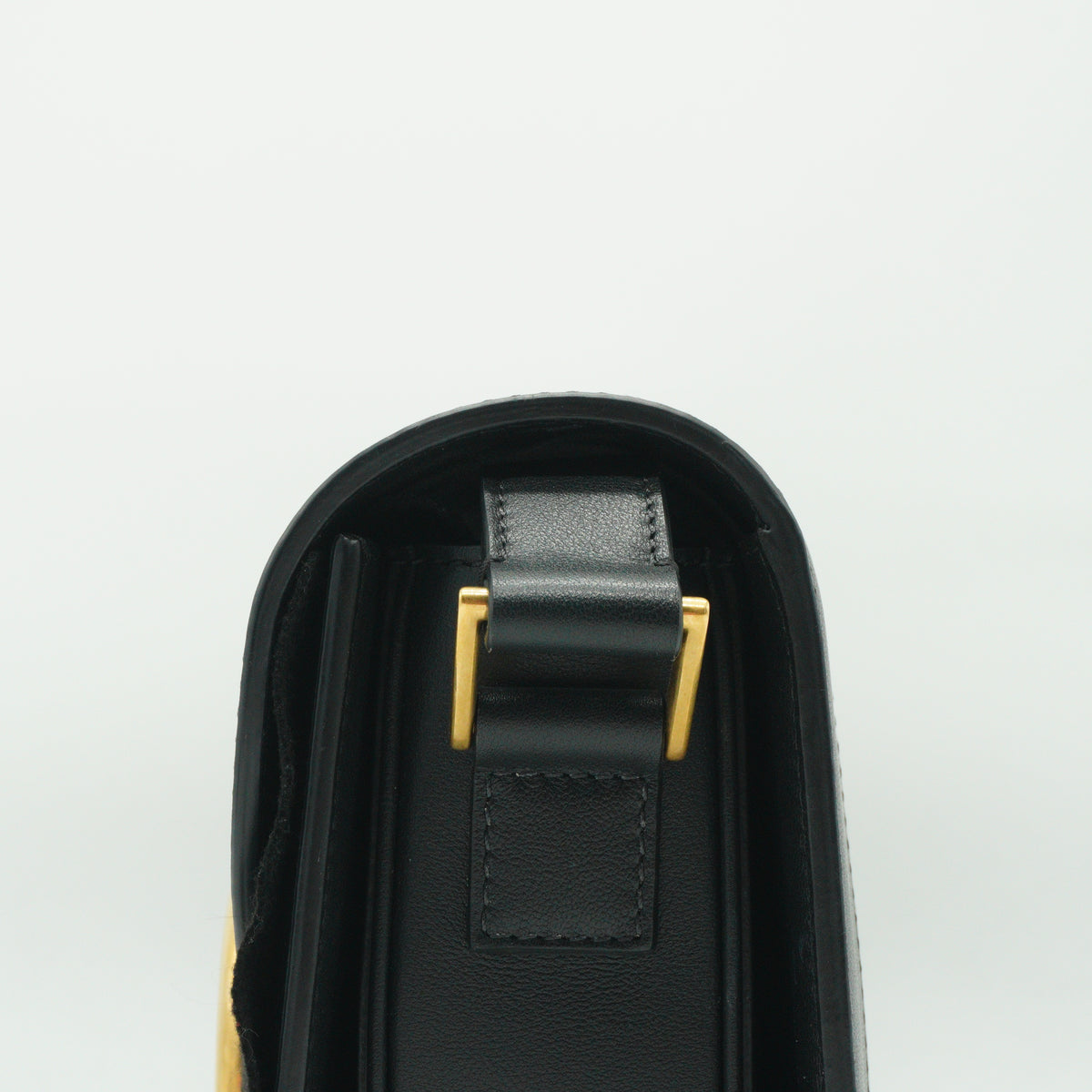 Valentino	Supervee Shoulder Bag Black Small GHW