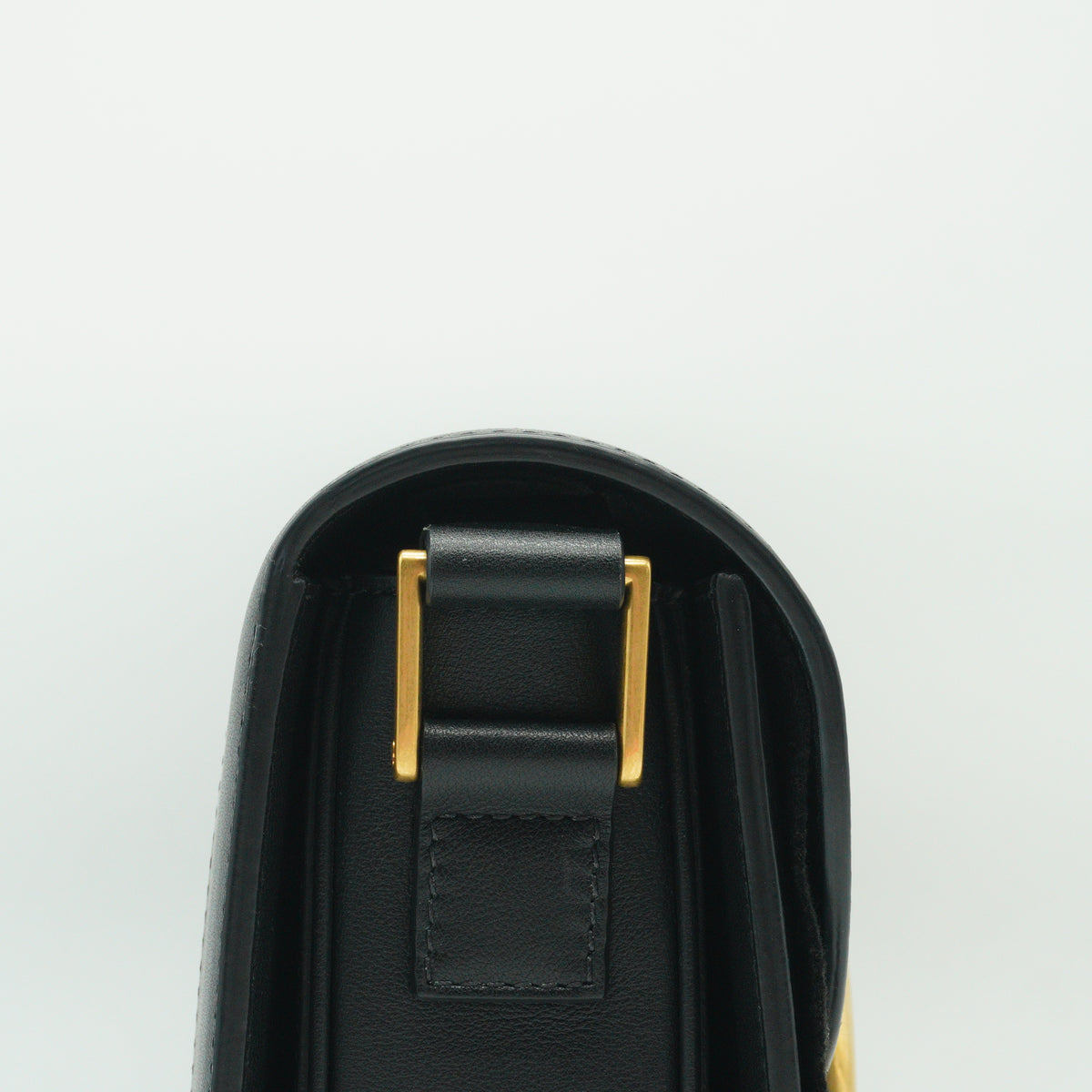 Valentino	Supervee Shoulder Bag Black Small GHW