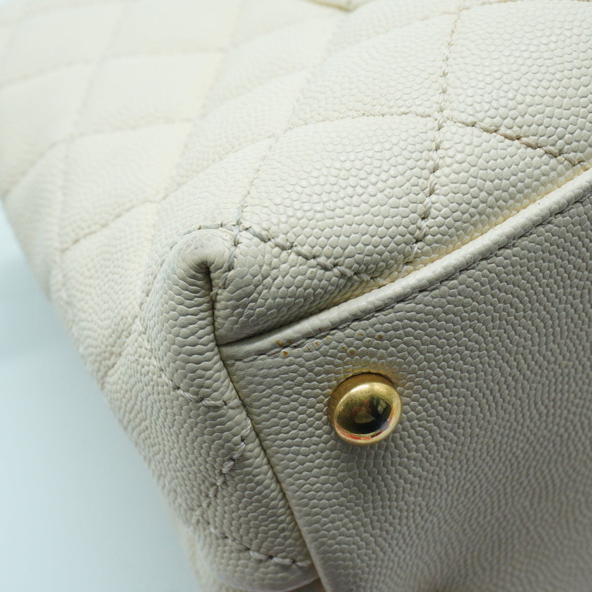 Chanel Coco Handle Flap Bag Medium GHW