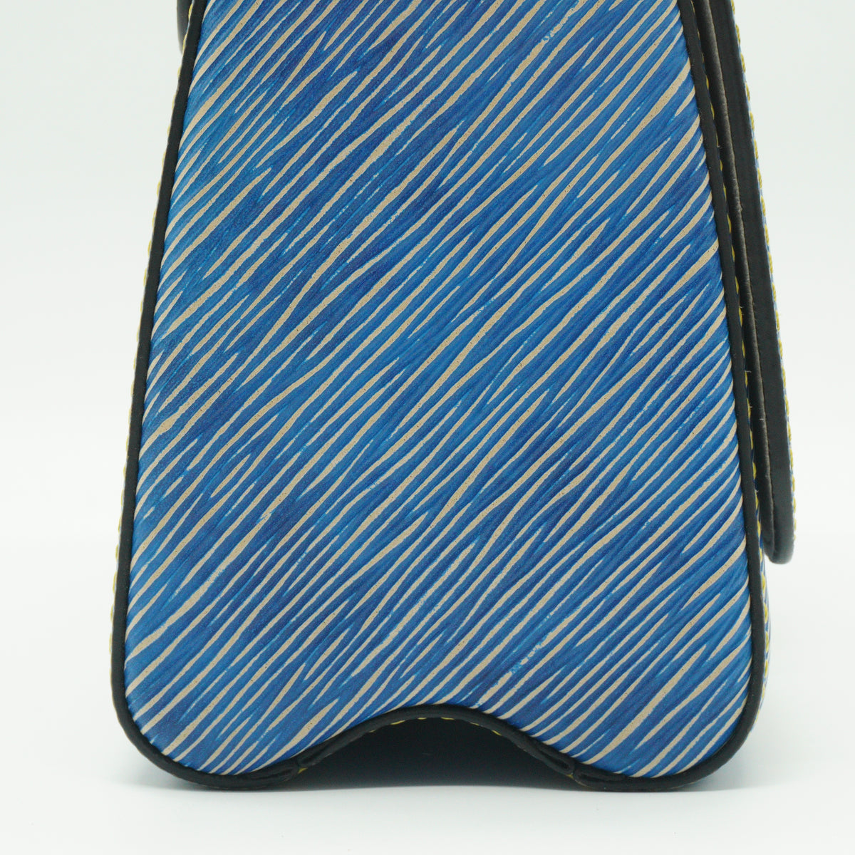 Louis Vuitton Twist MM Handbag Blue SHW