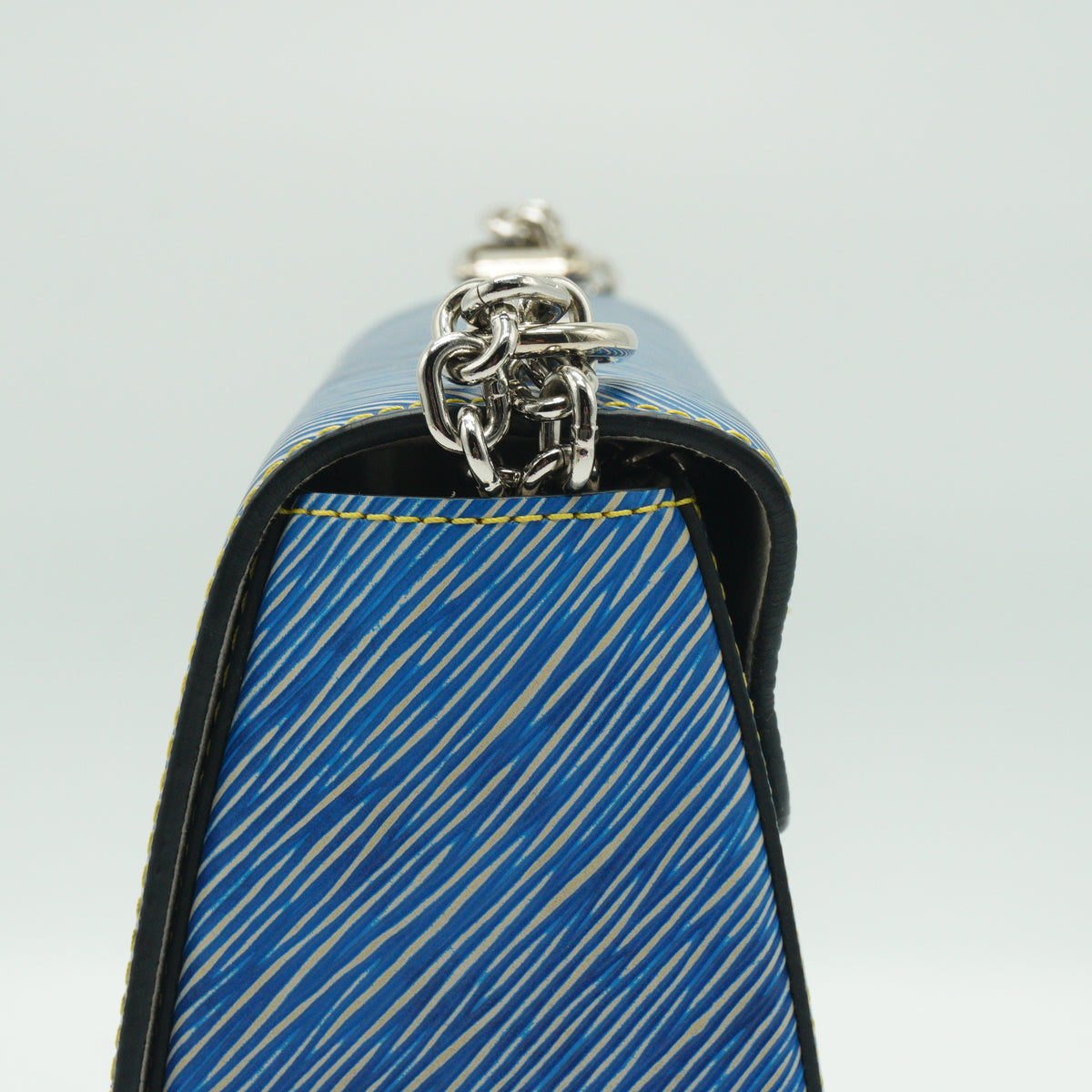 Louis Vuitton Twist MM Handbag Blue SHW