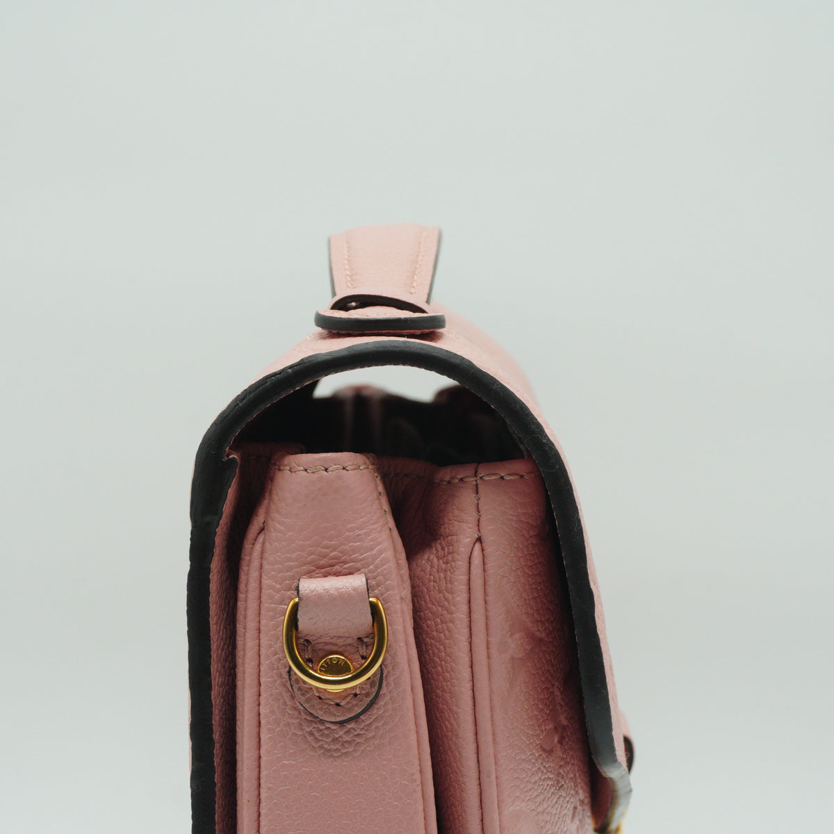 Louis Vuitton Pochette Metis MM Mono Empreinte Pink GHW