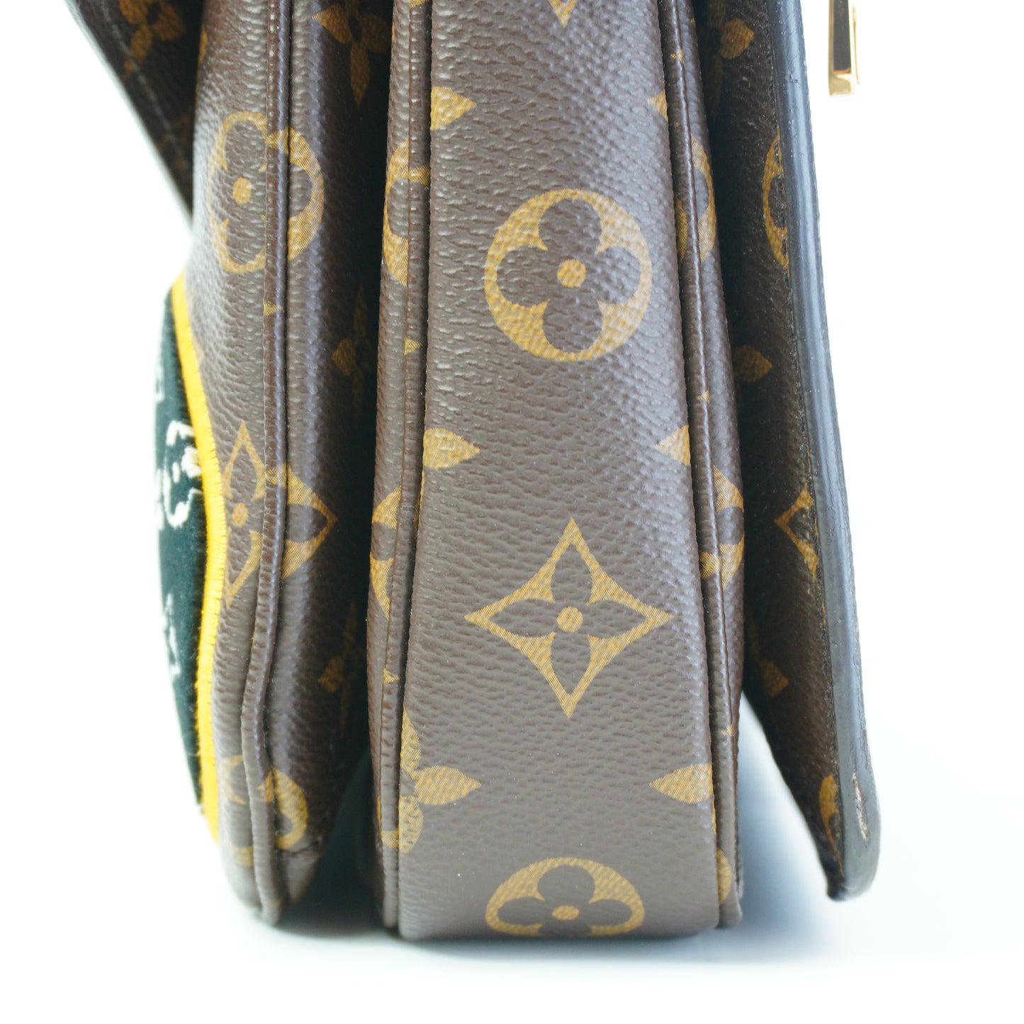 Louis Vuitton	Patches Pochette Metis GHW Small