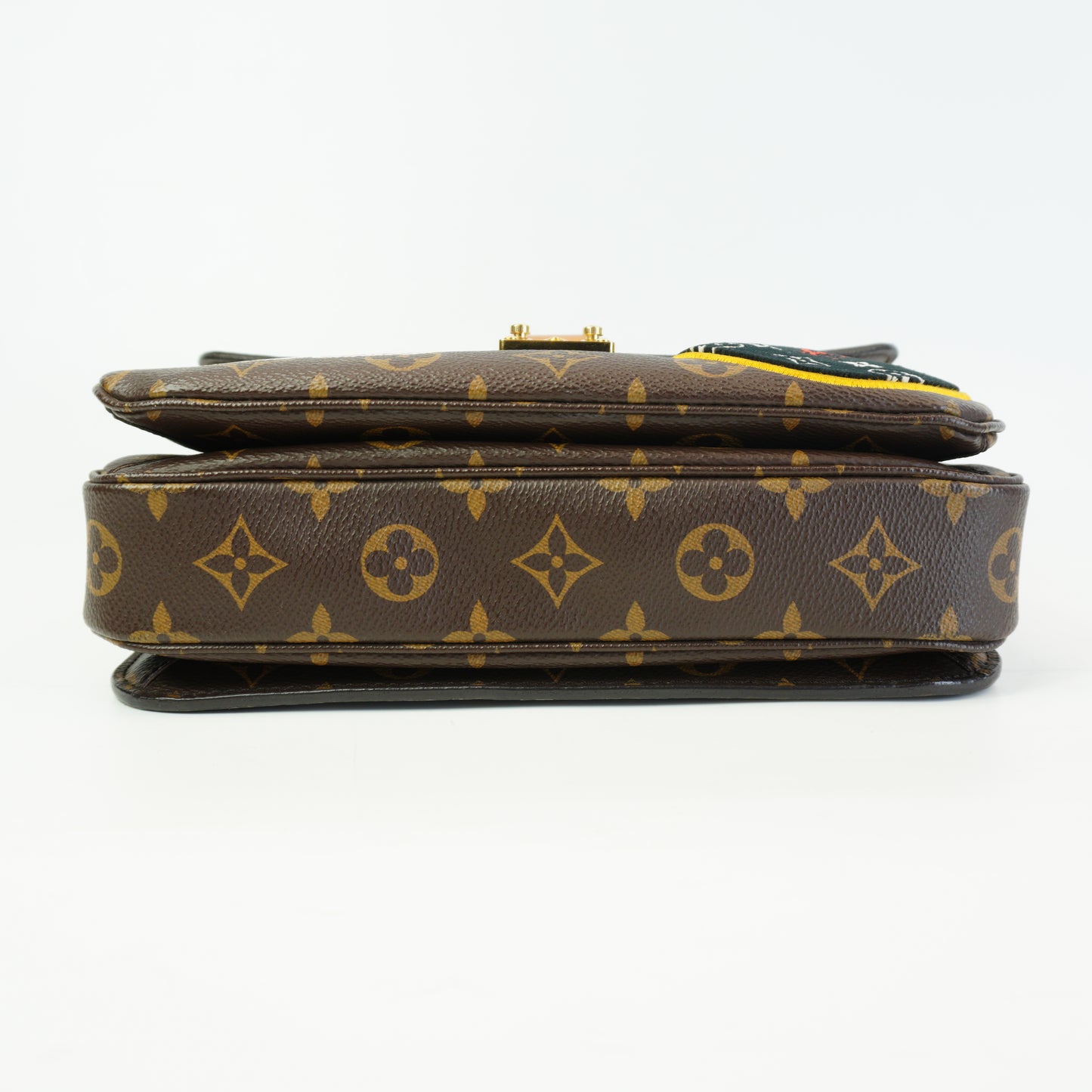 Louis Vuitton	Patches Pochette Metis GHW Small