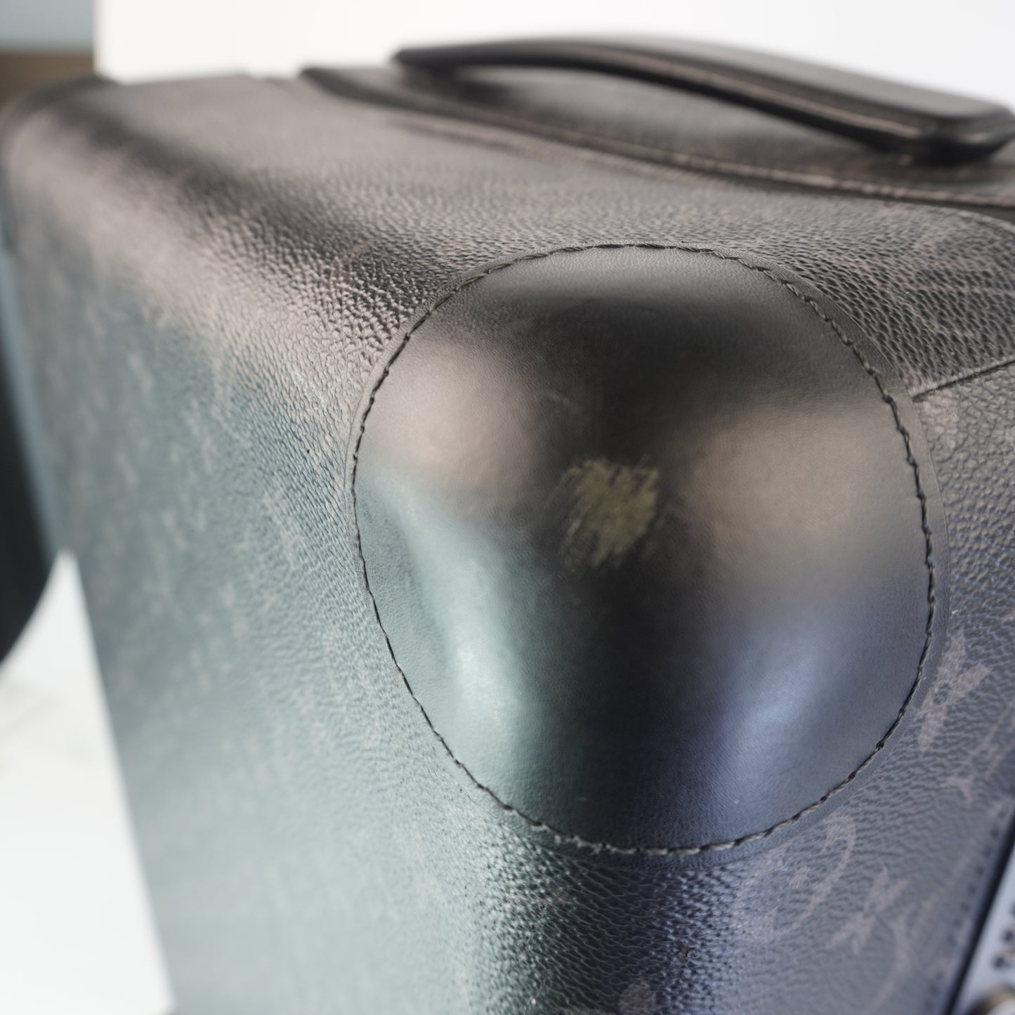 Louis Vuitton	Horizon 70 Black Monogram