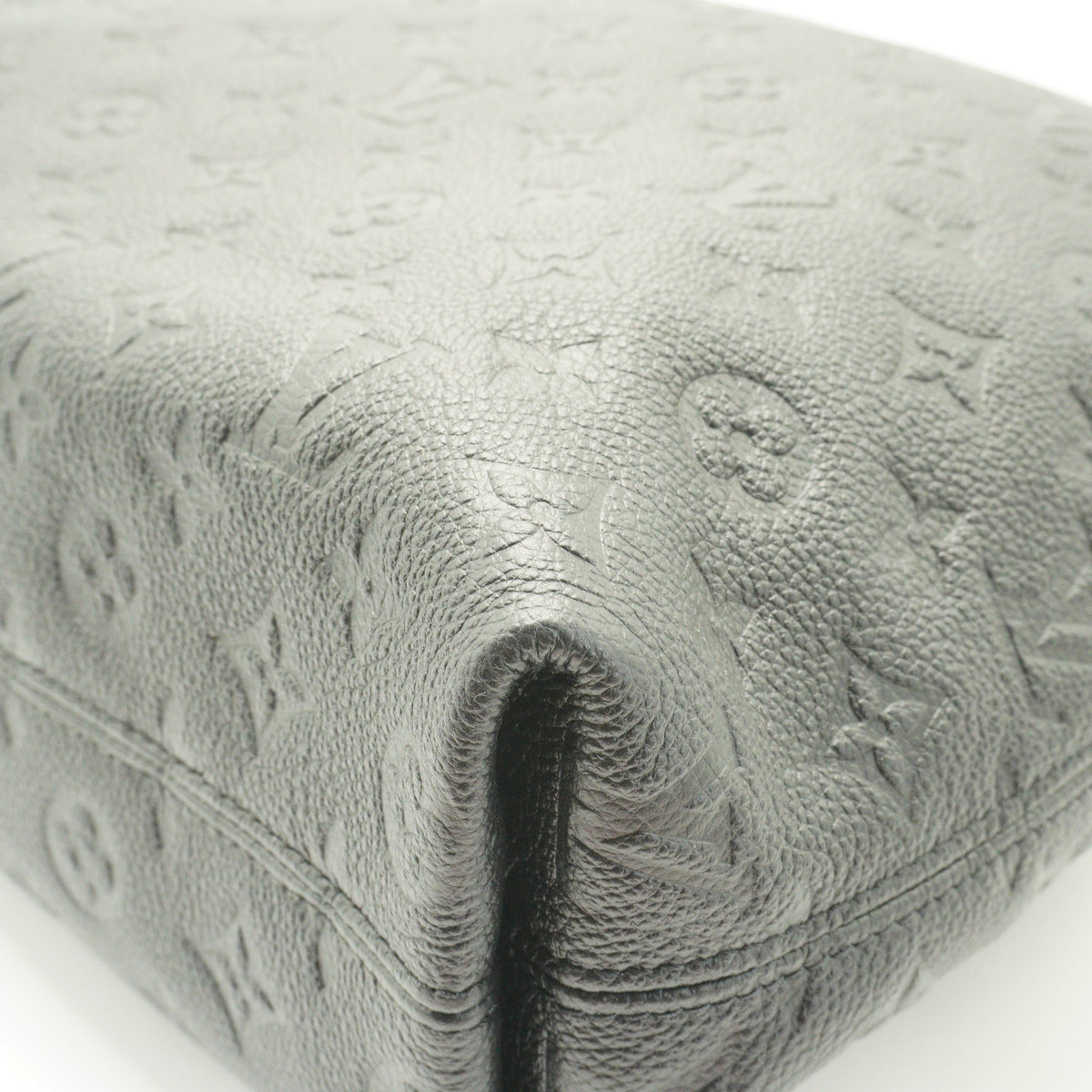 Louis Vuitton	Hobo Metis Large Monogram Empreinte Black GHW