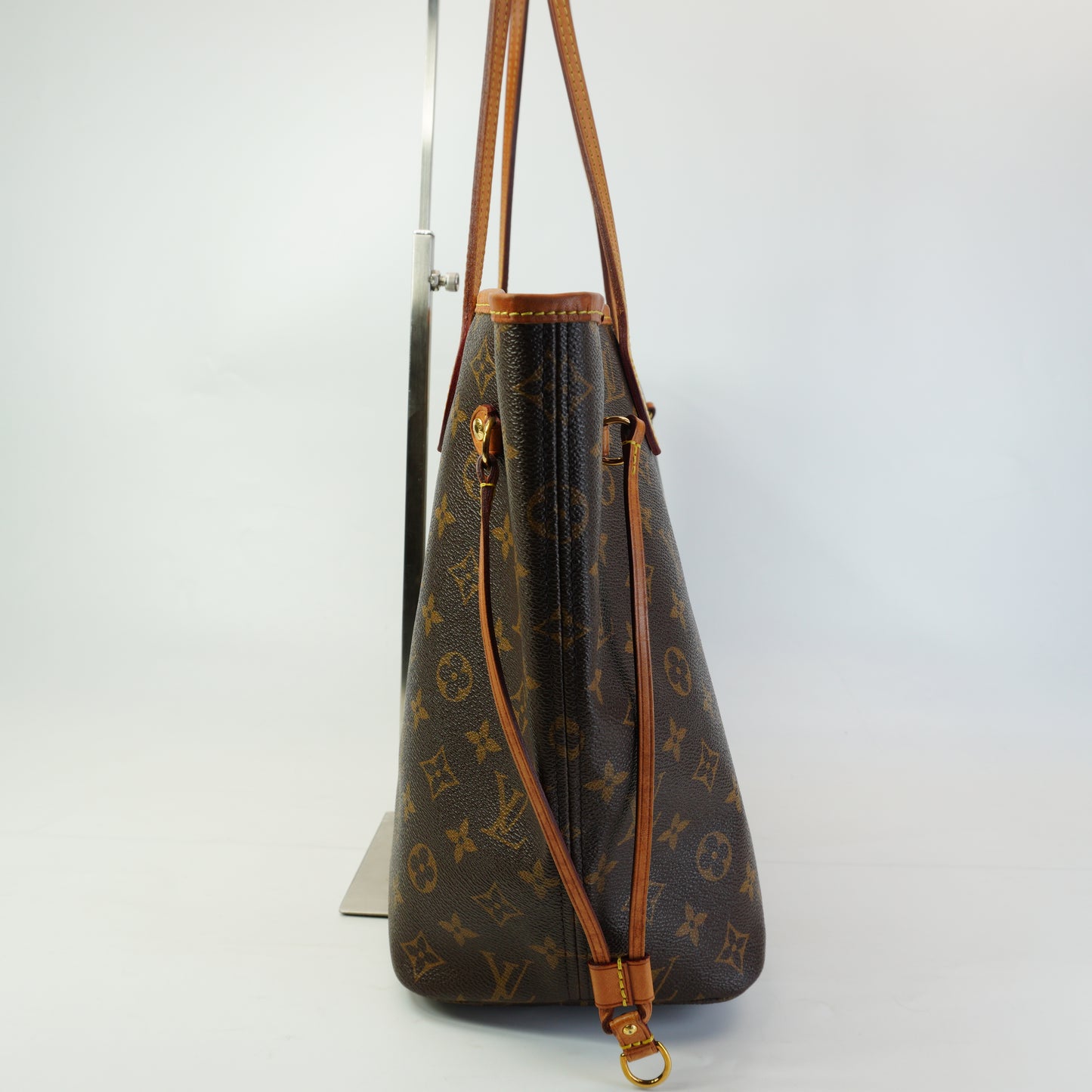Louis Vuitton	Neverfull Tote Bag GHW MM
