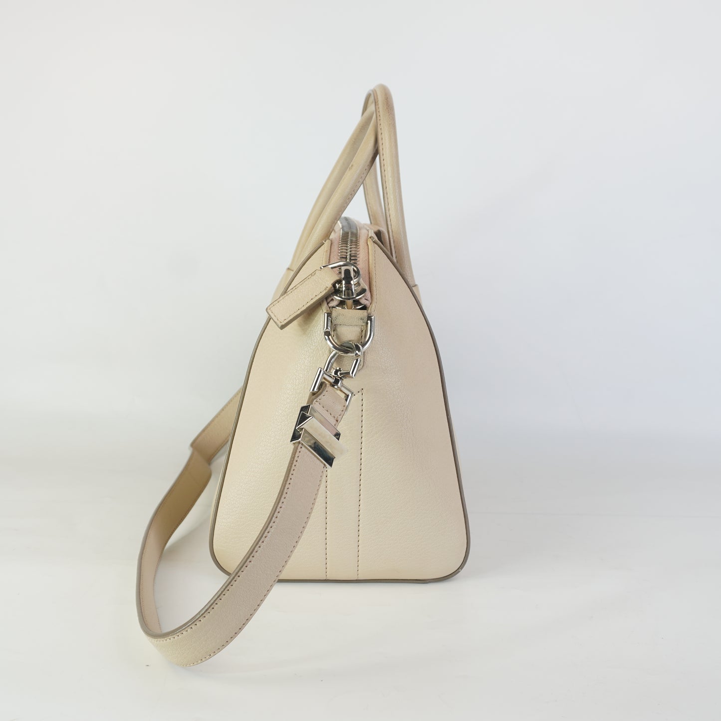Givenchy Antigona SHW Medium
