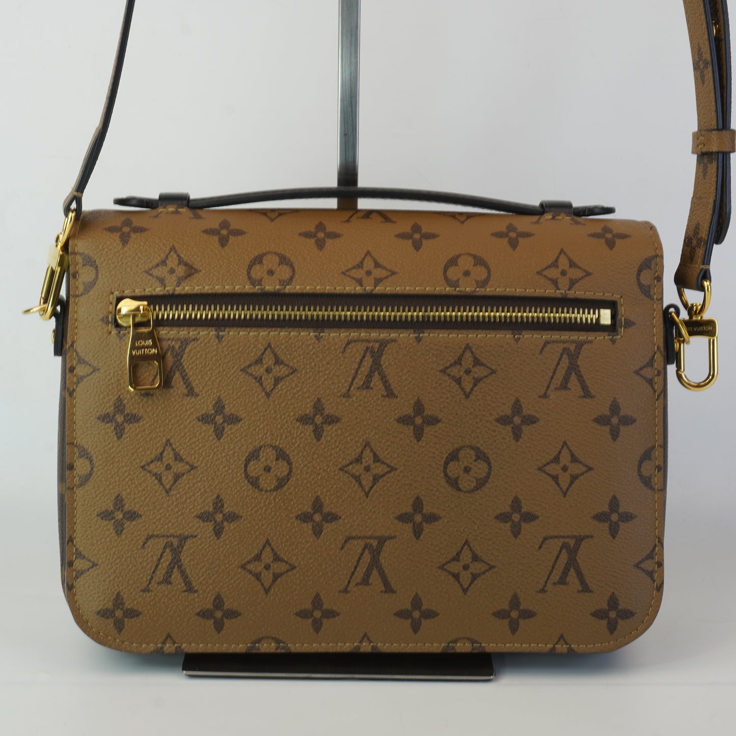 Louis Vuitton	Pochette Metis Reverse Mono