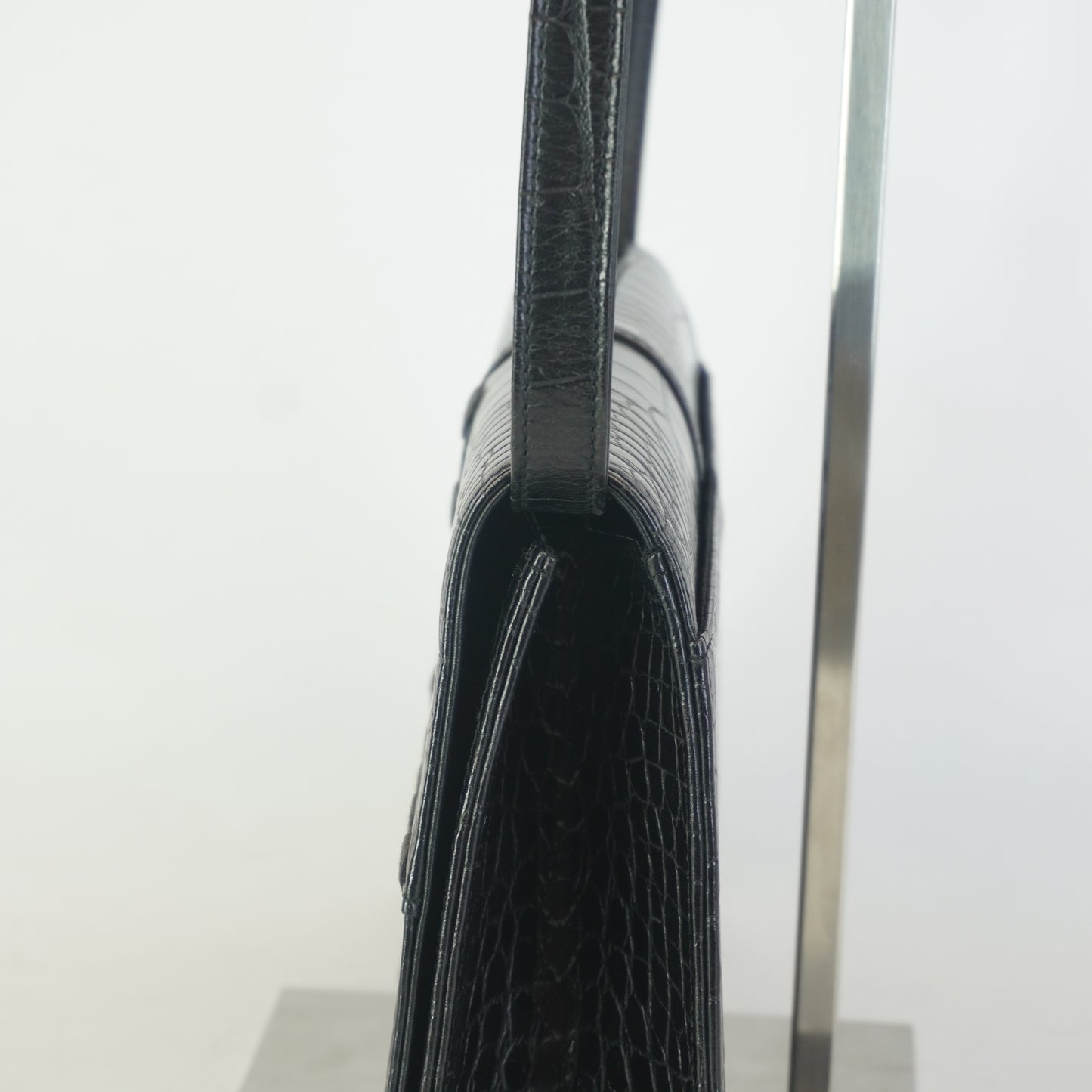 YSL	Vintage Croc-Embossed Black