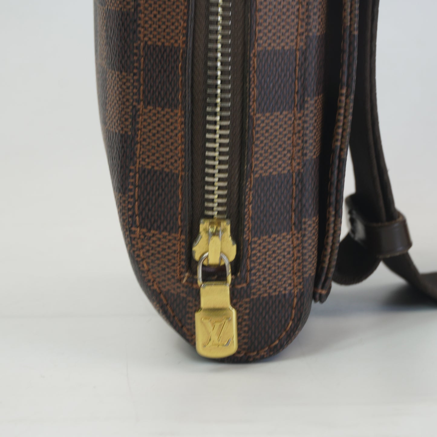 Louis Vuitton	Geronimo DE