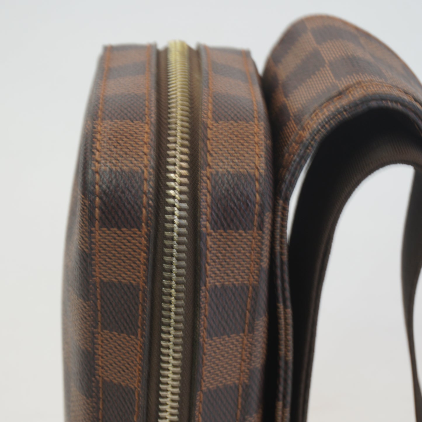 Louis Vuitton	Geronimo DE