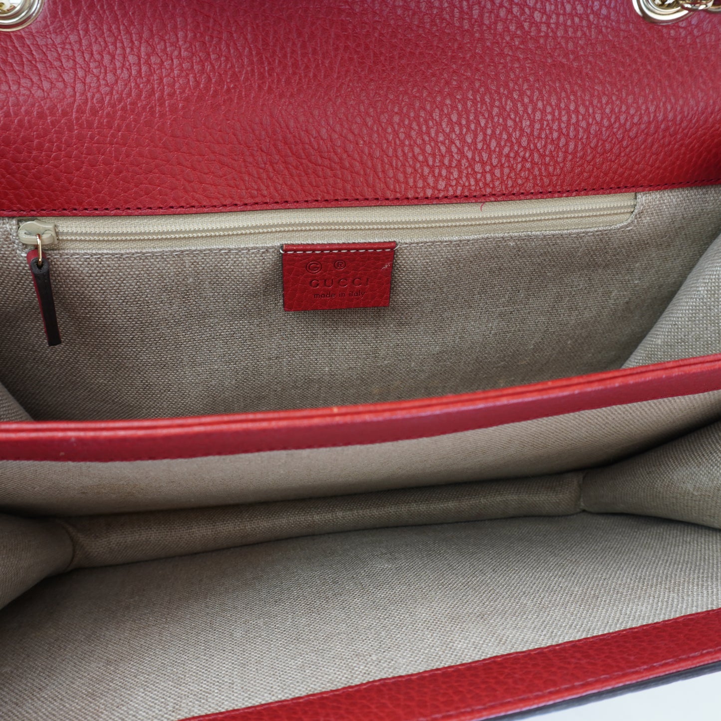 Gucci Medium Dollar Interlocking G Red