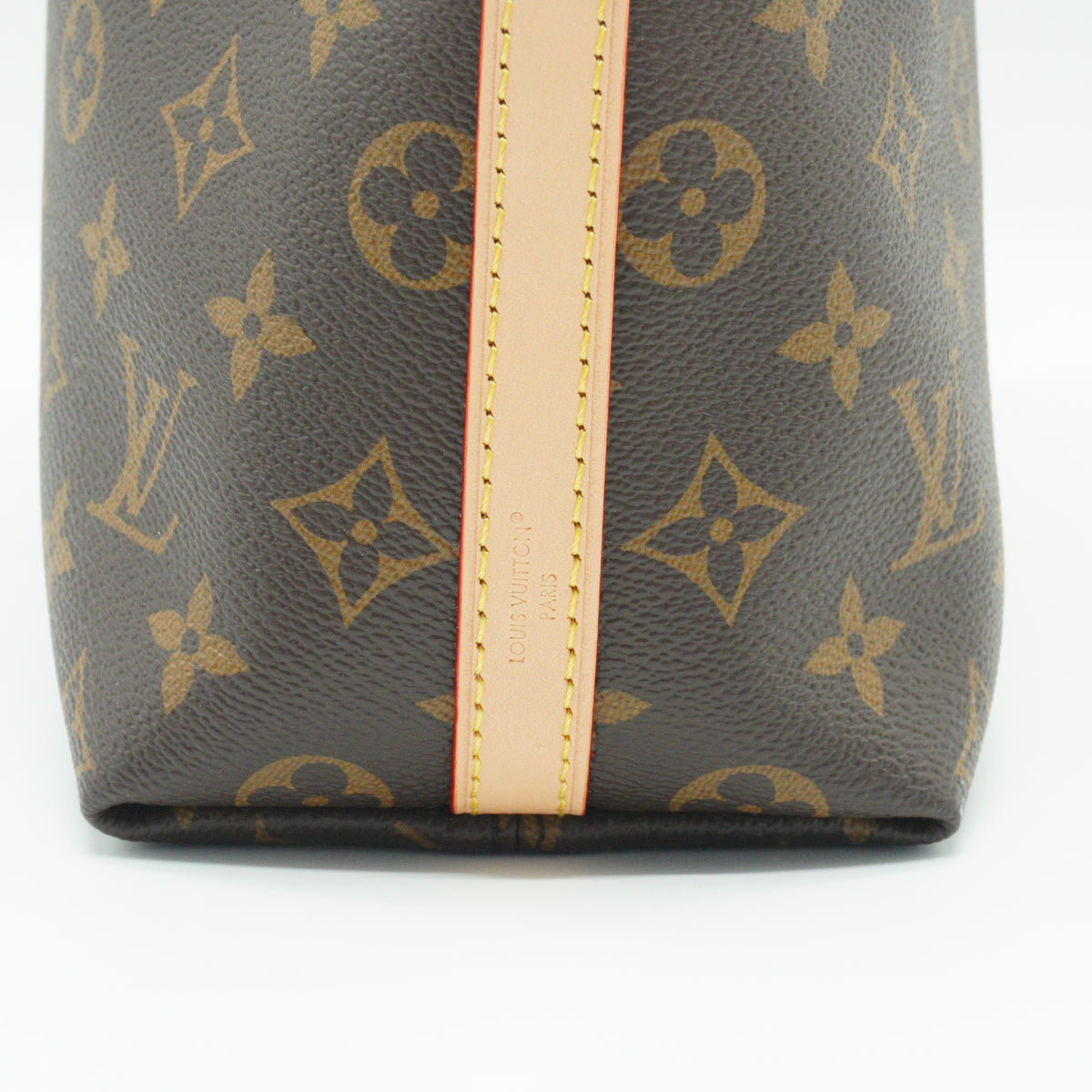 Louis Vuitton	Multipass Monogram Medium GHW