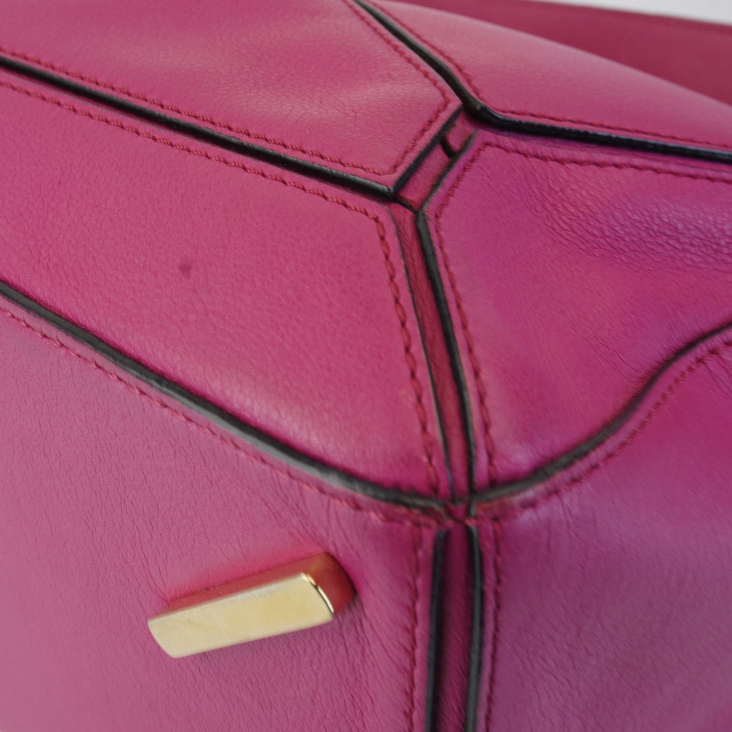Loewe Puzzle Bag Fuchsia Calfskin Leather