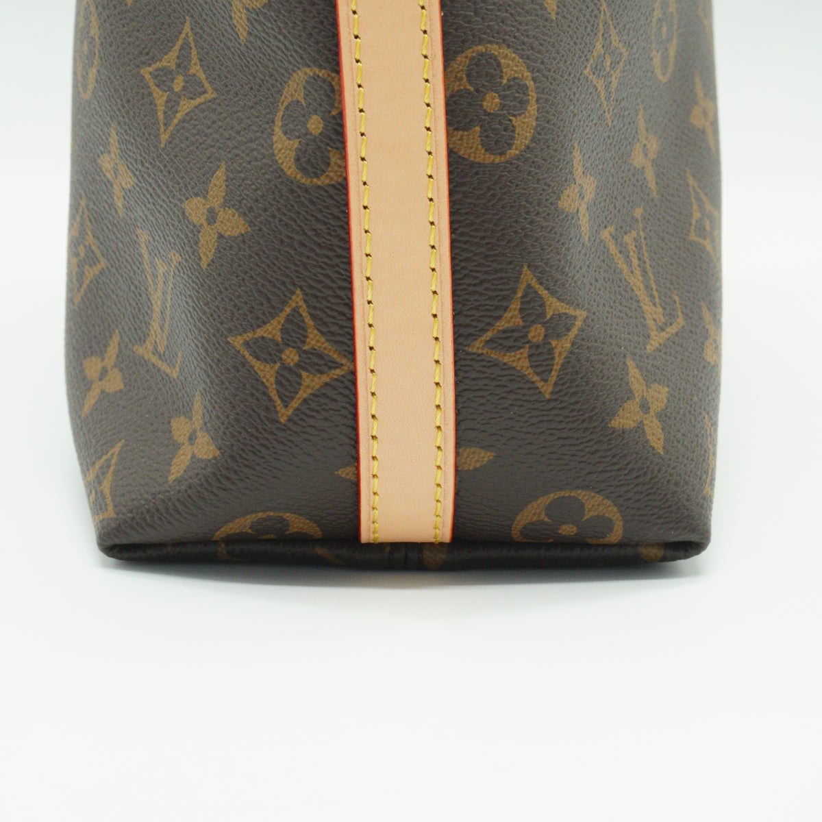 Louis Vuitton	Multipass Monogram Medium GHW