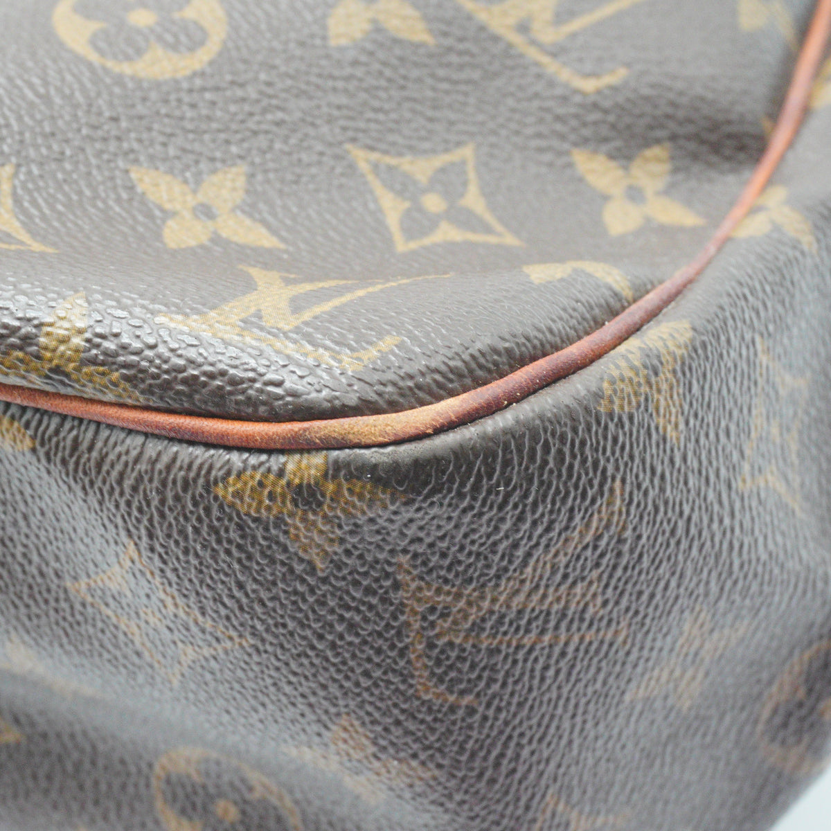 Louis Vuitton Batignolles Horizontal Shoulder Bag Mono Large GHW