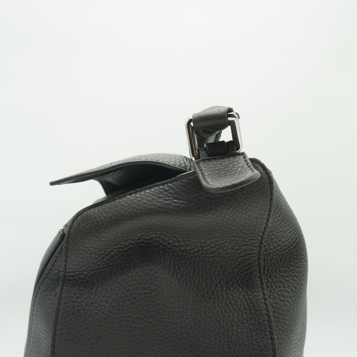 Loewe	Puzzle Large Supple Grained Calfskin Gray GHW