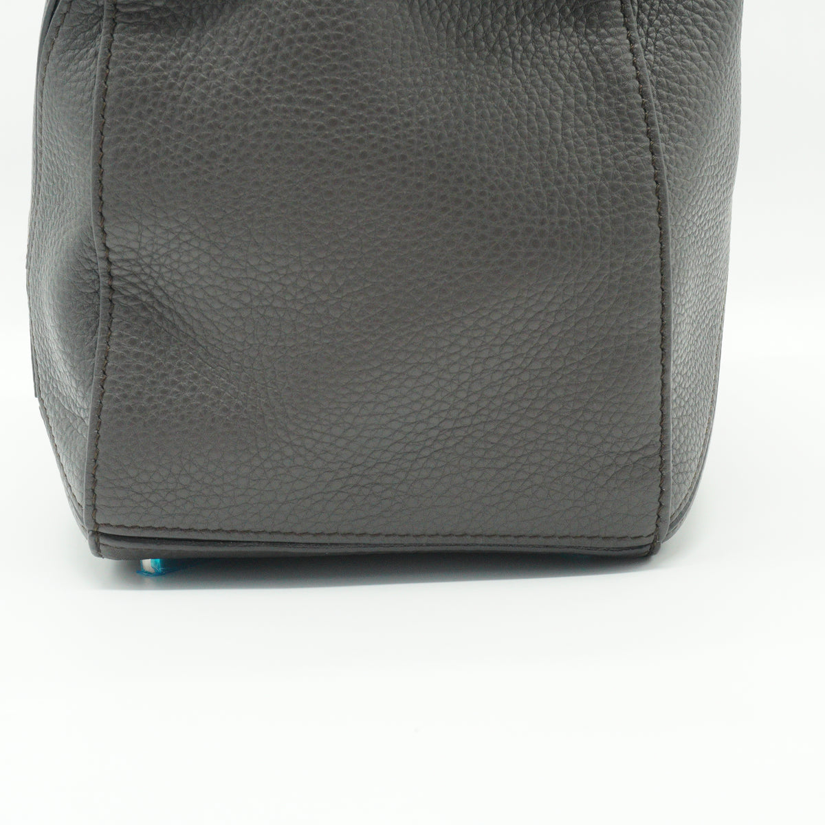 Loewe	Puzzle Large Supple Grained Calfskin Gray GHW