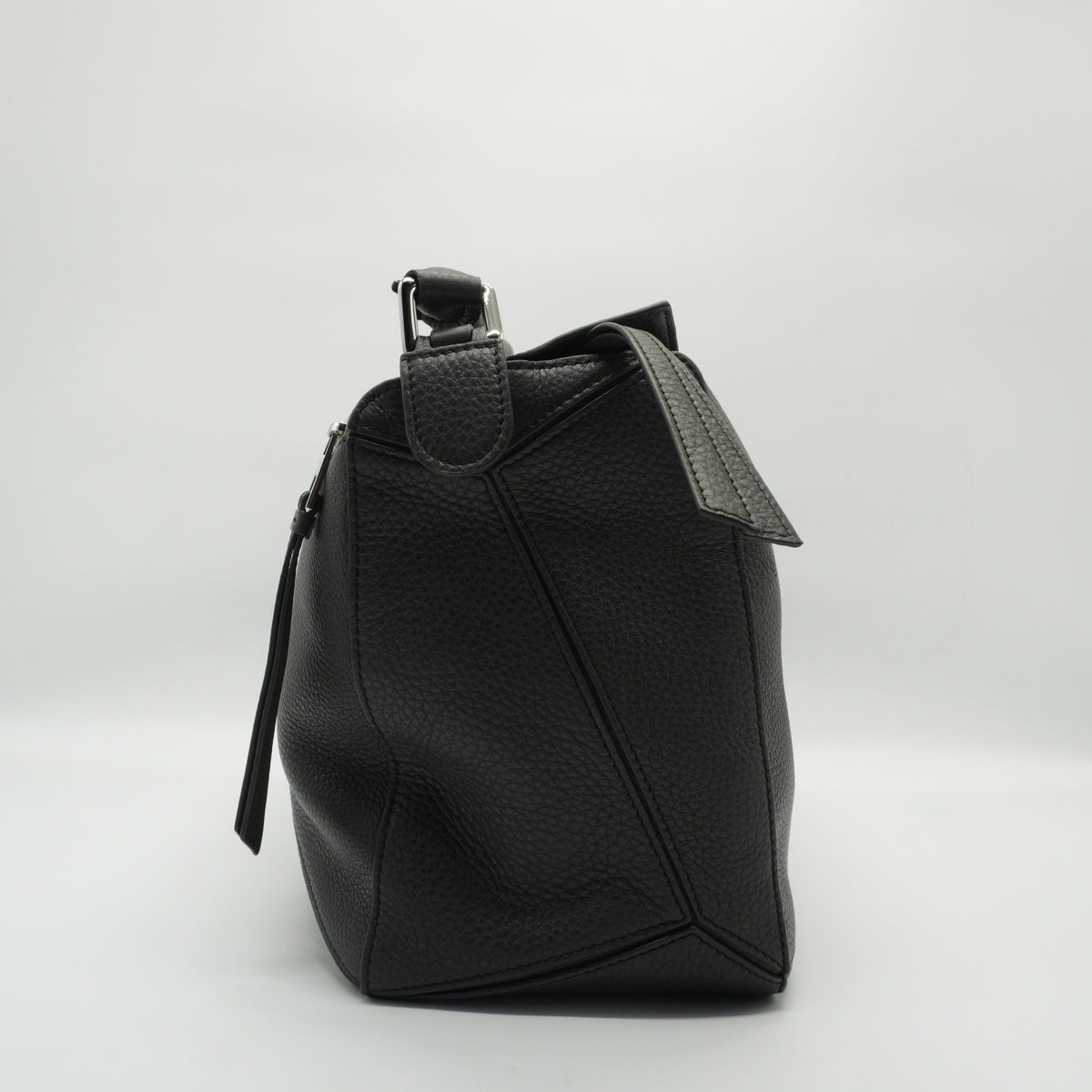 Loewe	Puzzle Large Supple Grained Calfskin Gray GHW